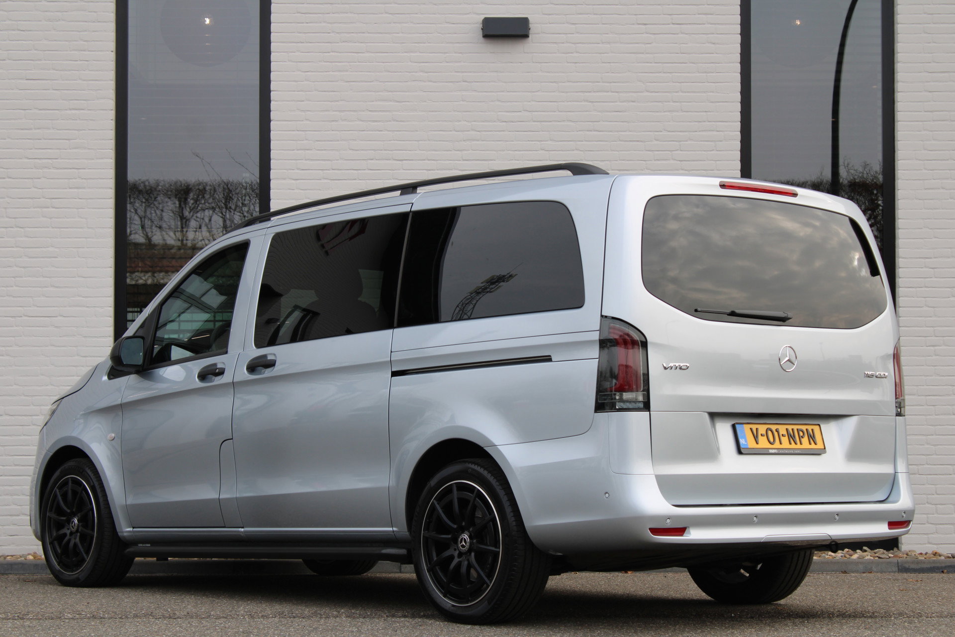 Auto afbeelding: 10