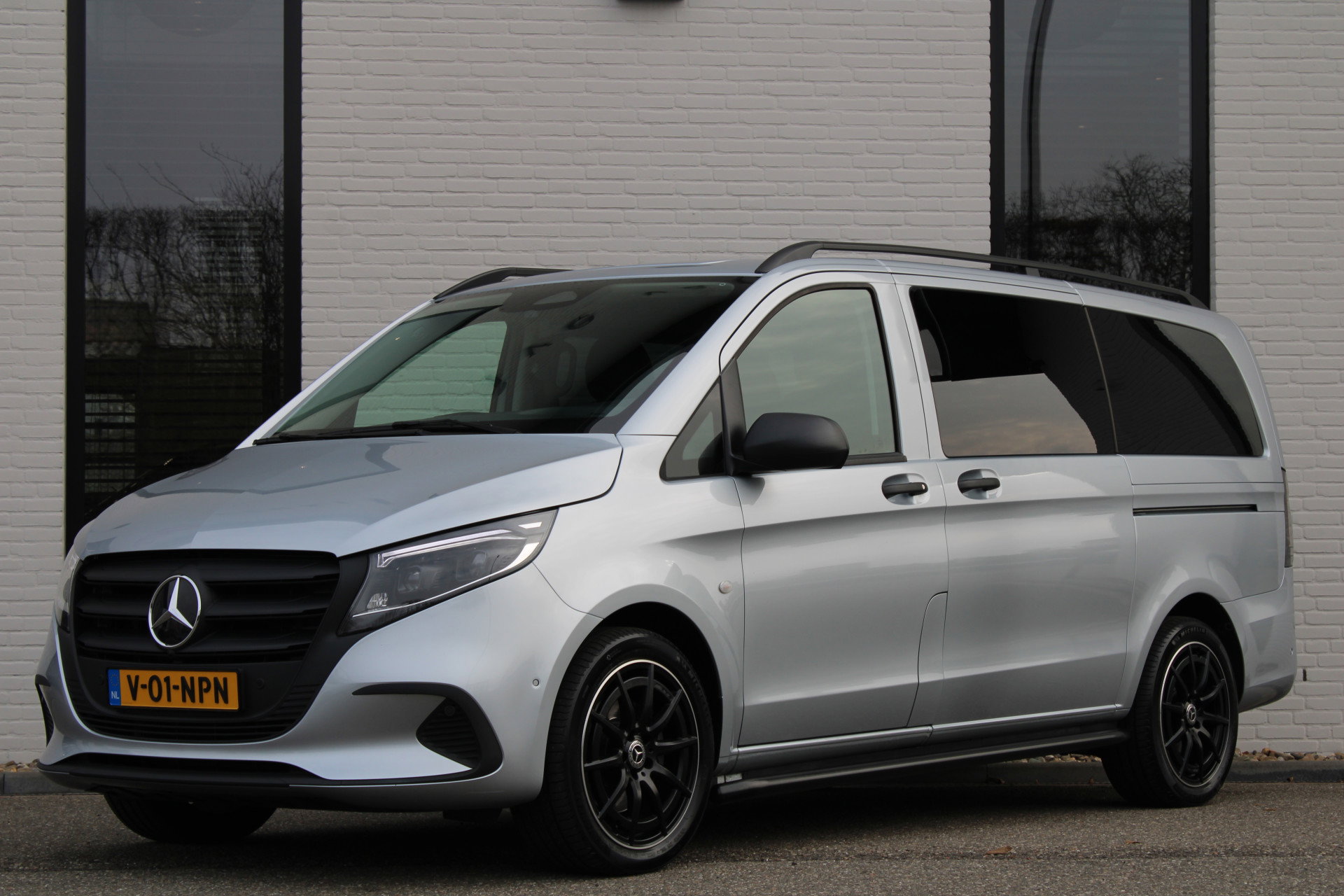 Auto afbeelding: 2