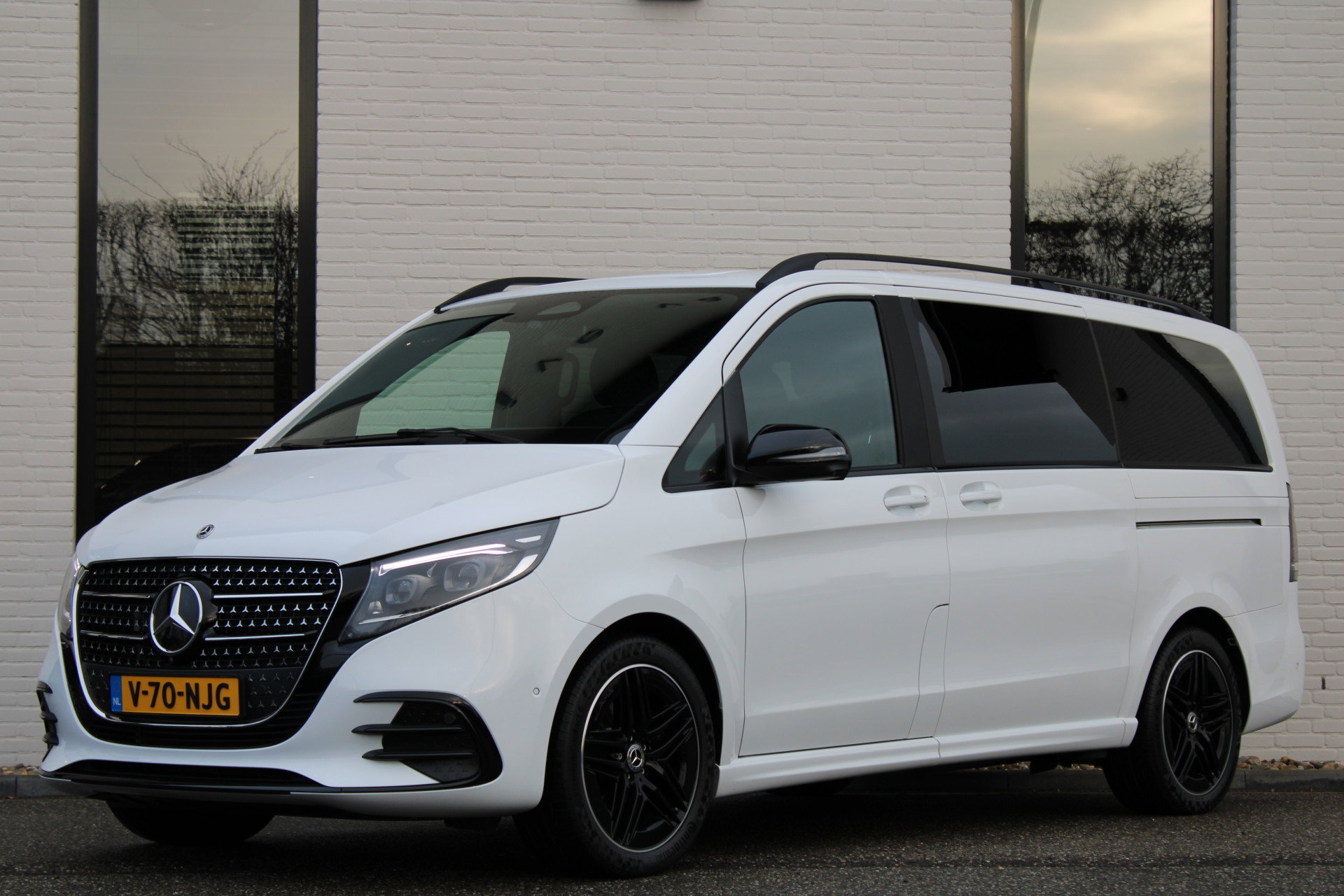 Auto afbeelding: 2