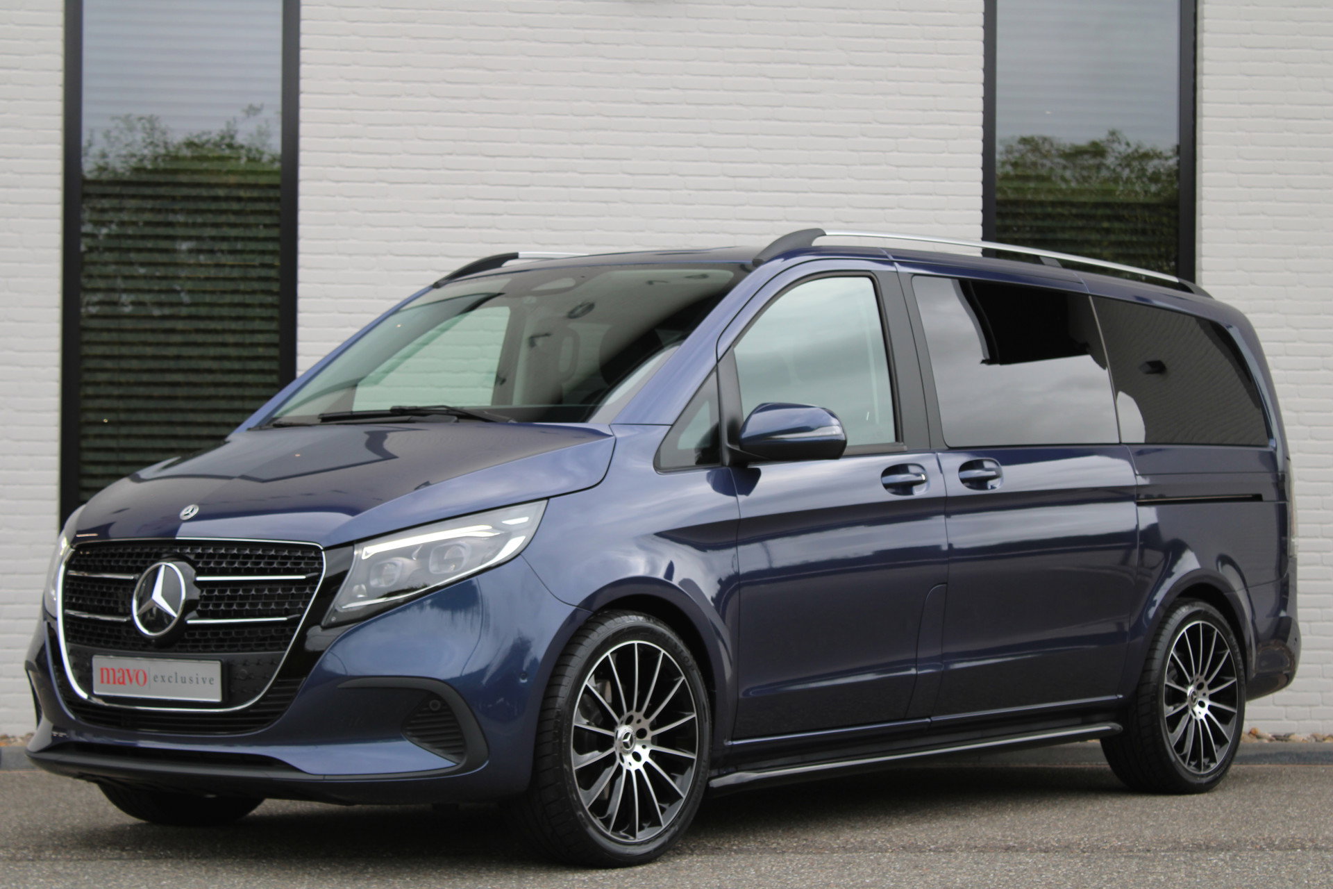 Auto afbeelding: 2