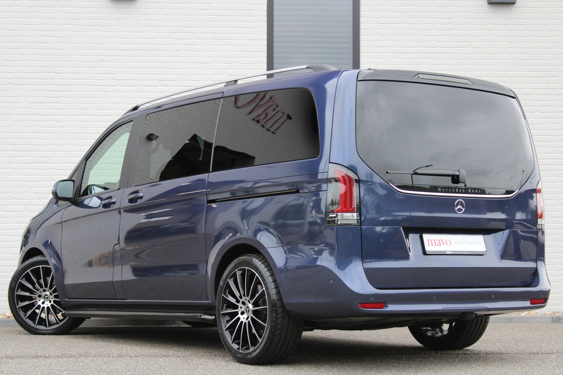 Auto afbeelding: 24