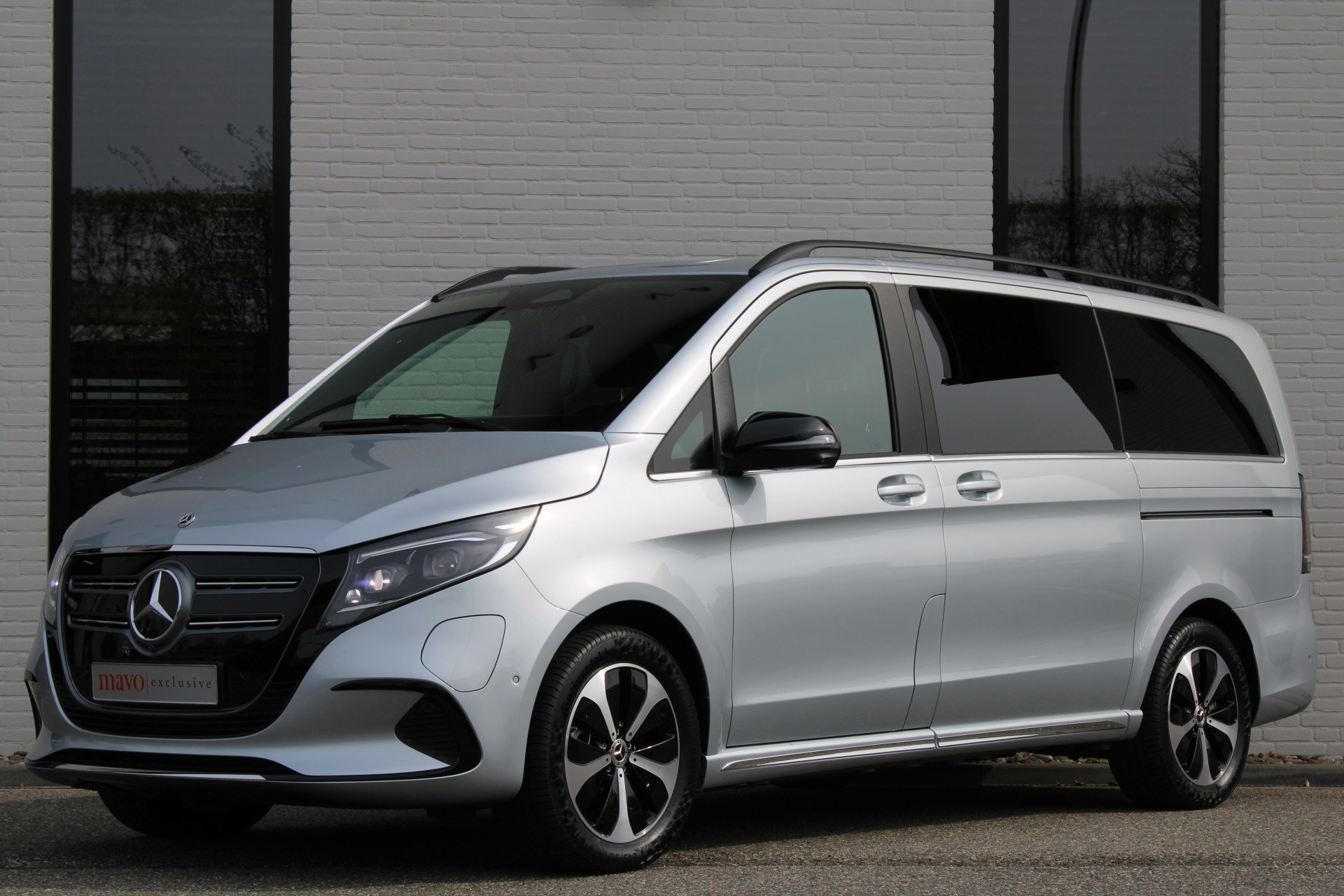 Auto afbeelding: 2