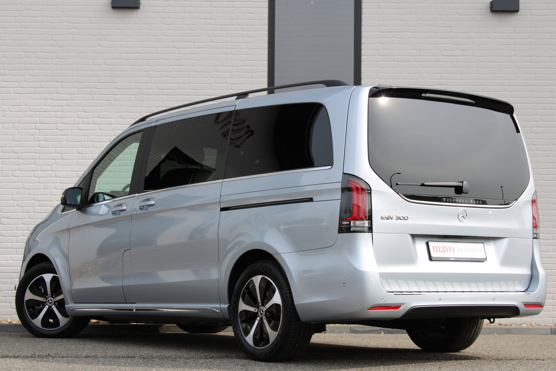 Auto afbeelding: 24