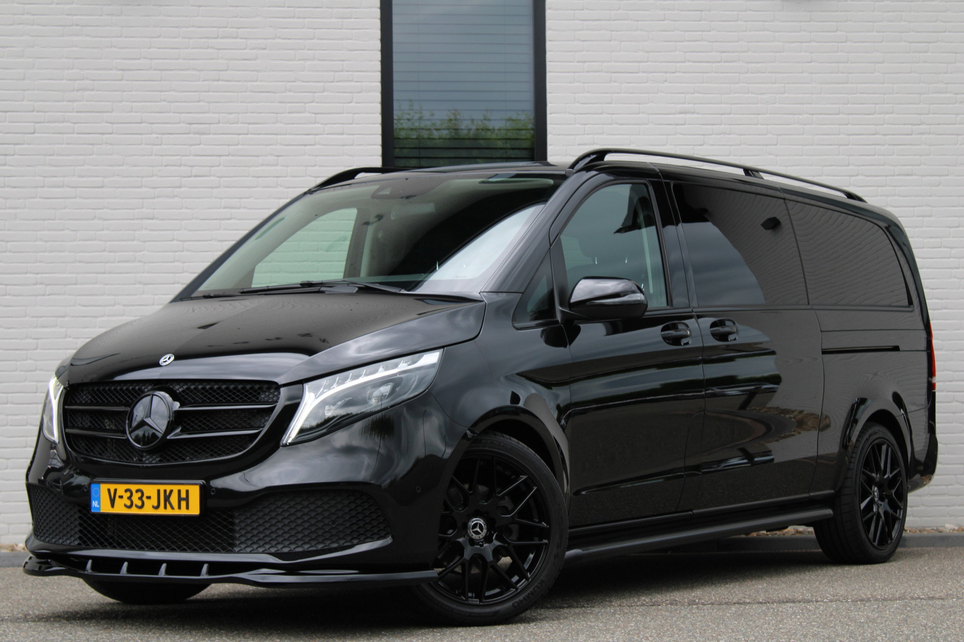 Auto afbeelding: 24