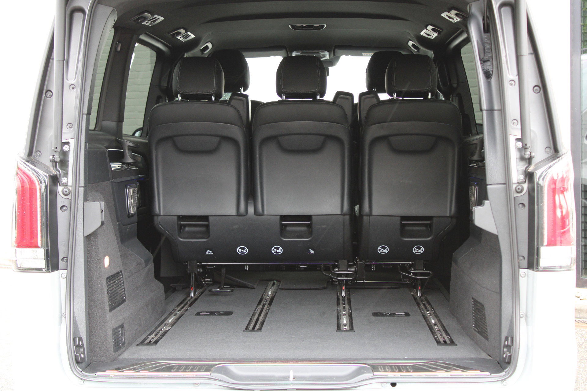 Auto afbeelding: 24