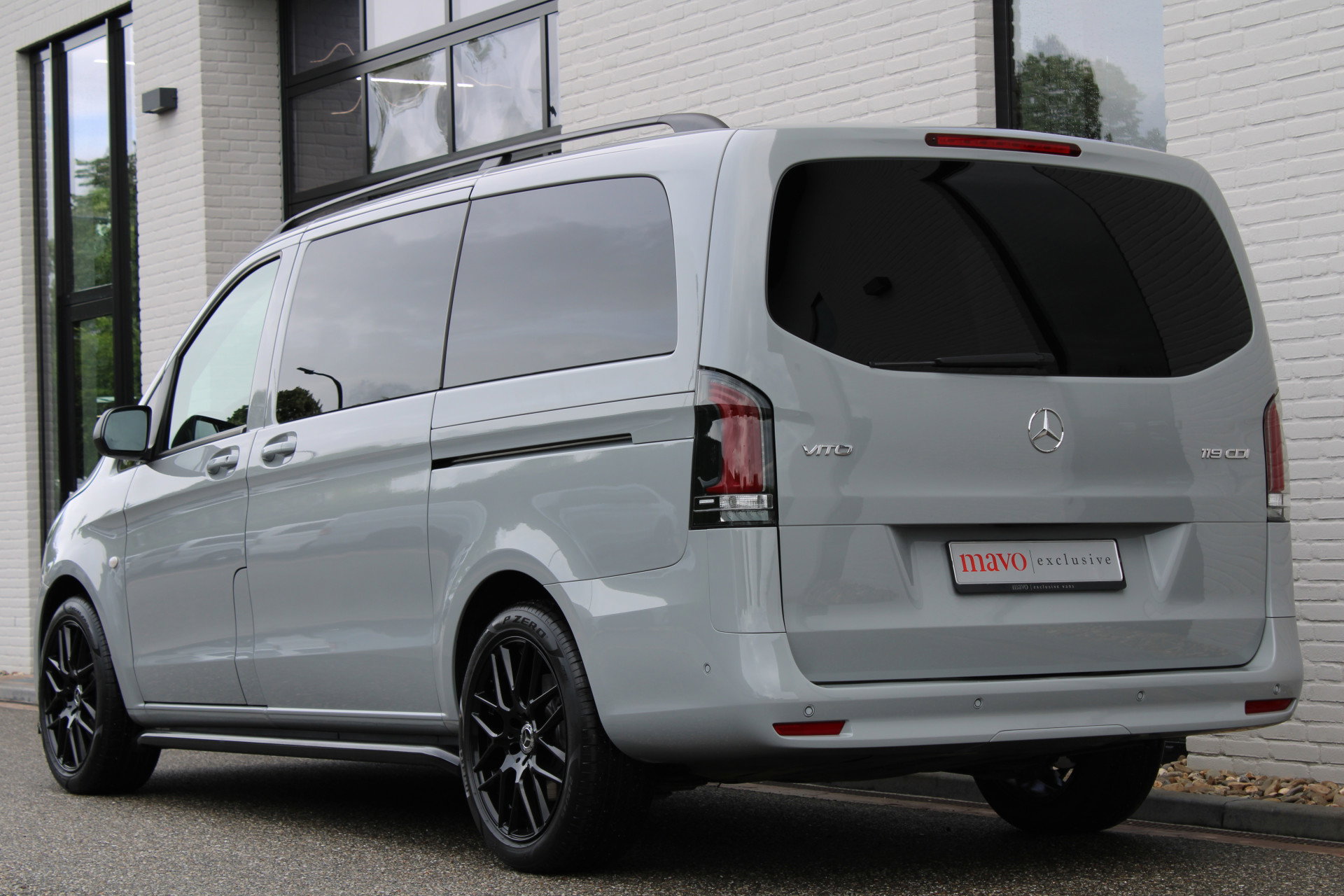 Auto afbeelding: 24