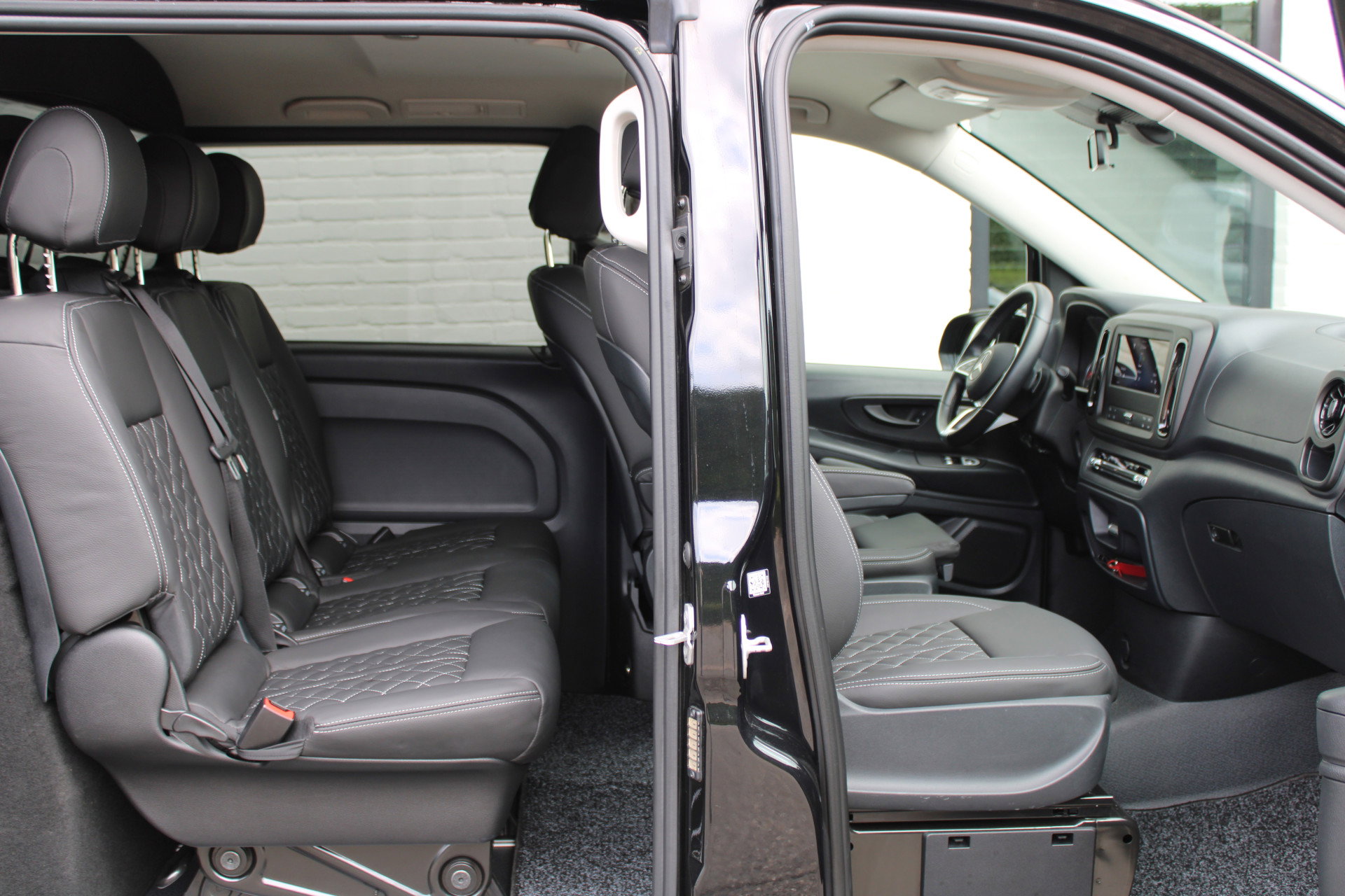 Auto afbeelding: 4