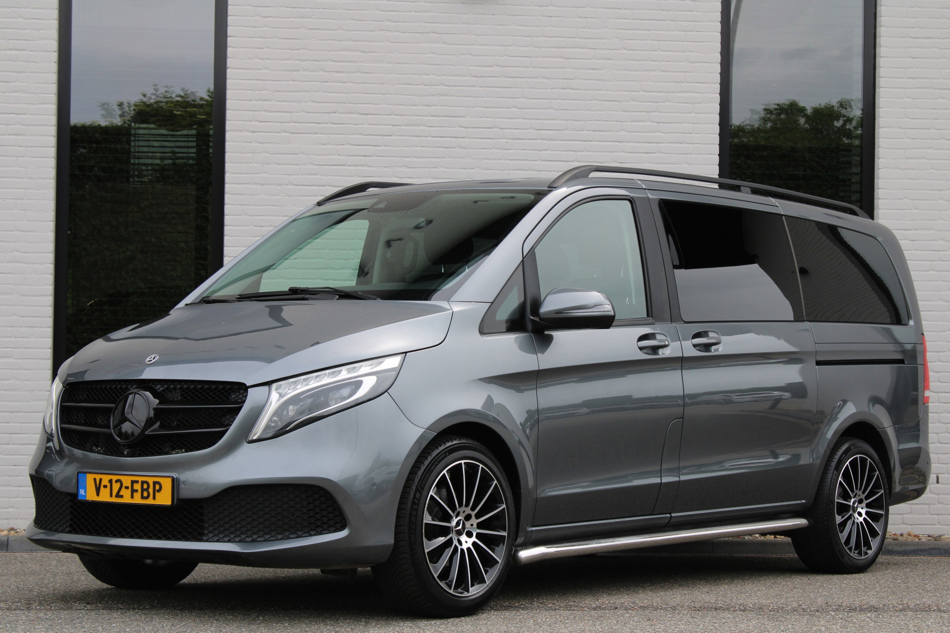 Auto afbeelding: 2