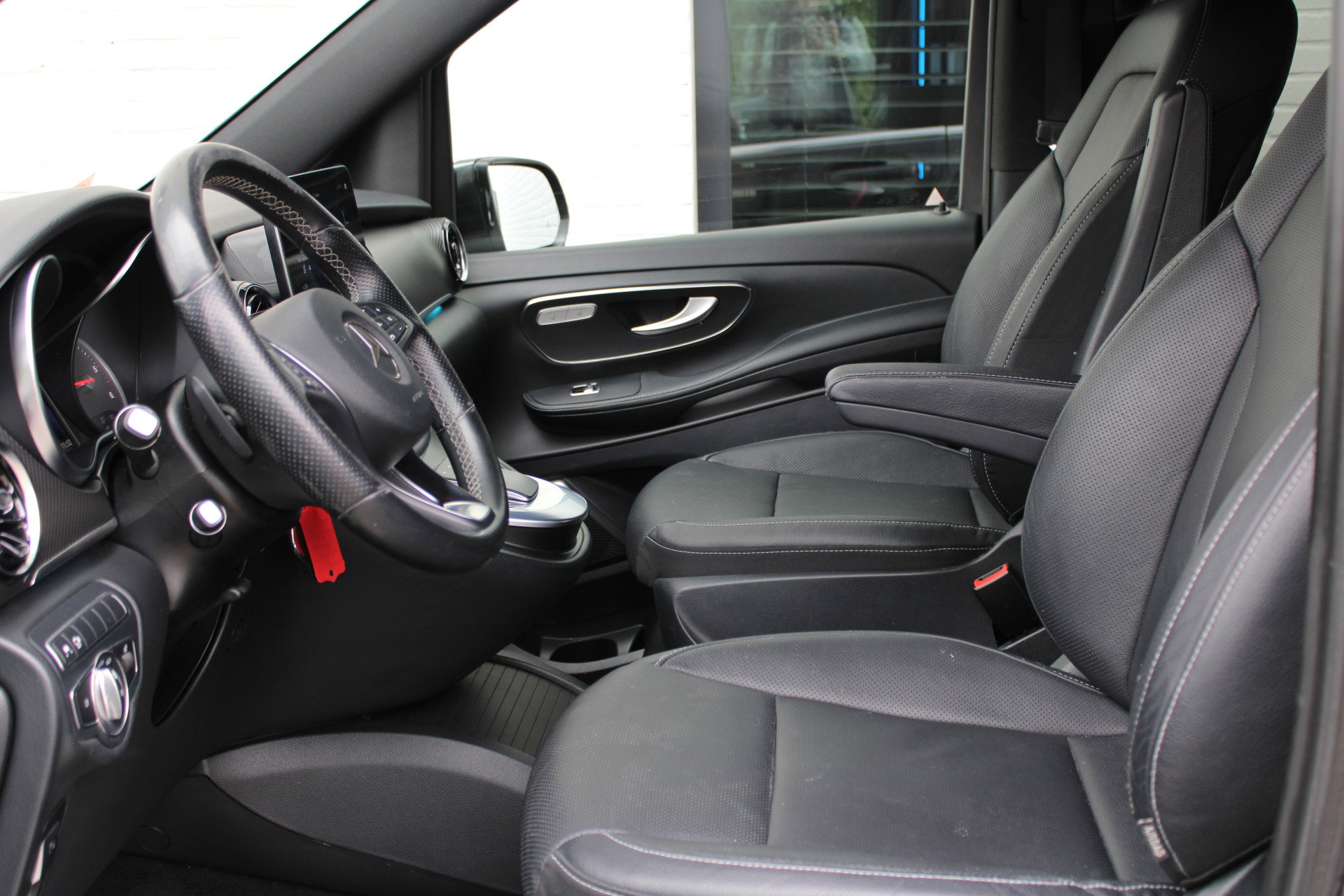 Auto afbeelding: 4