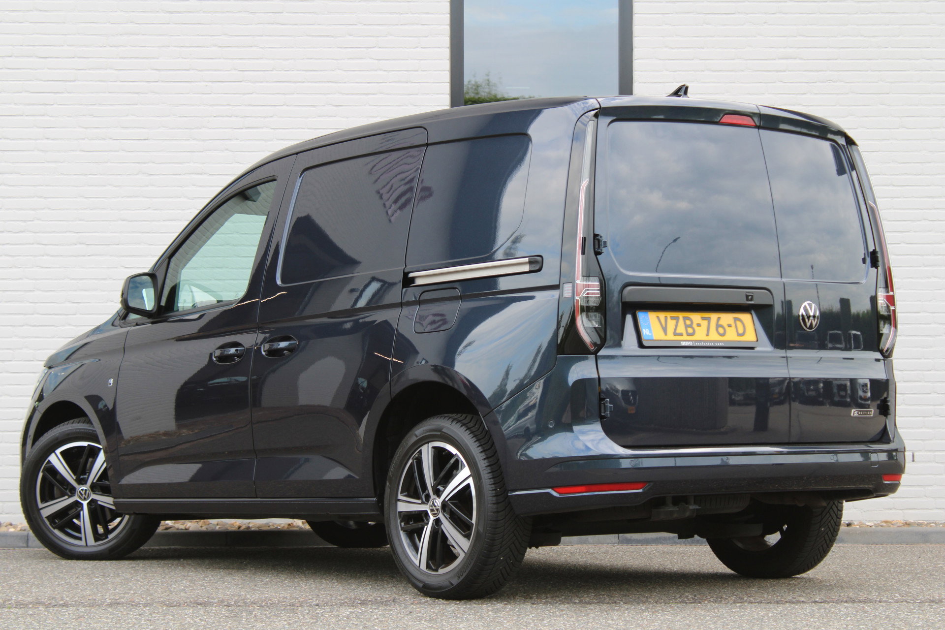 Auto afbeelding: 23