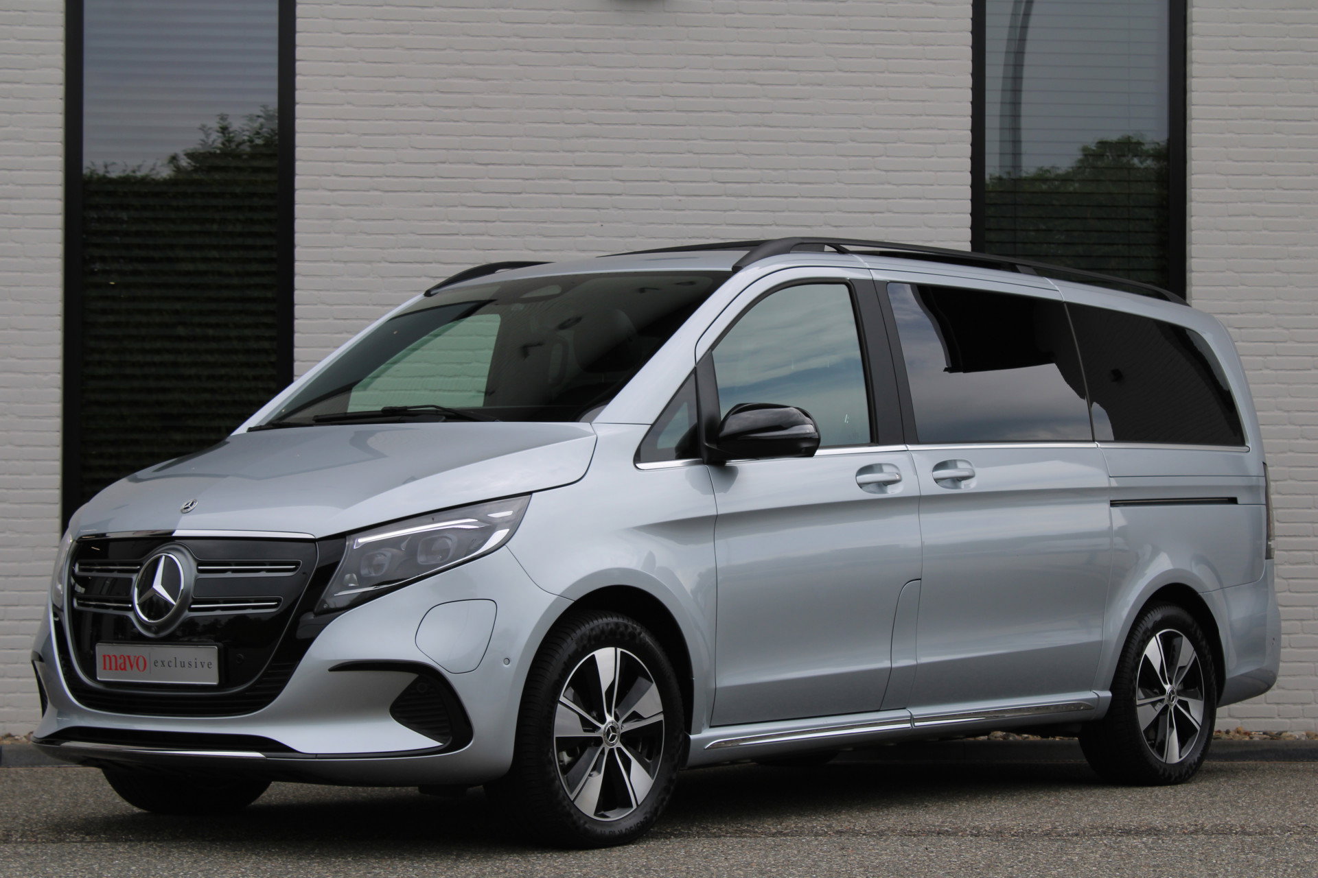 Auto afbeelding: 2
