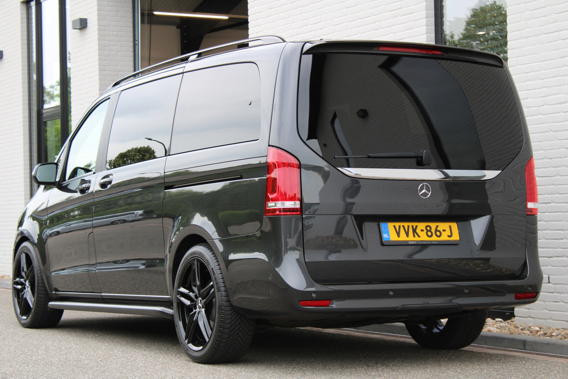 Auto afbeelding: 24