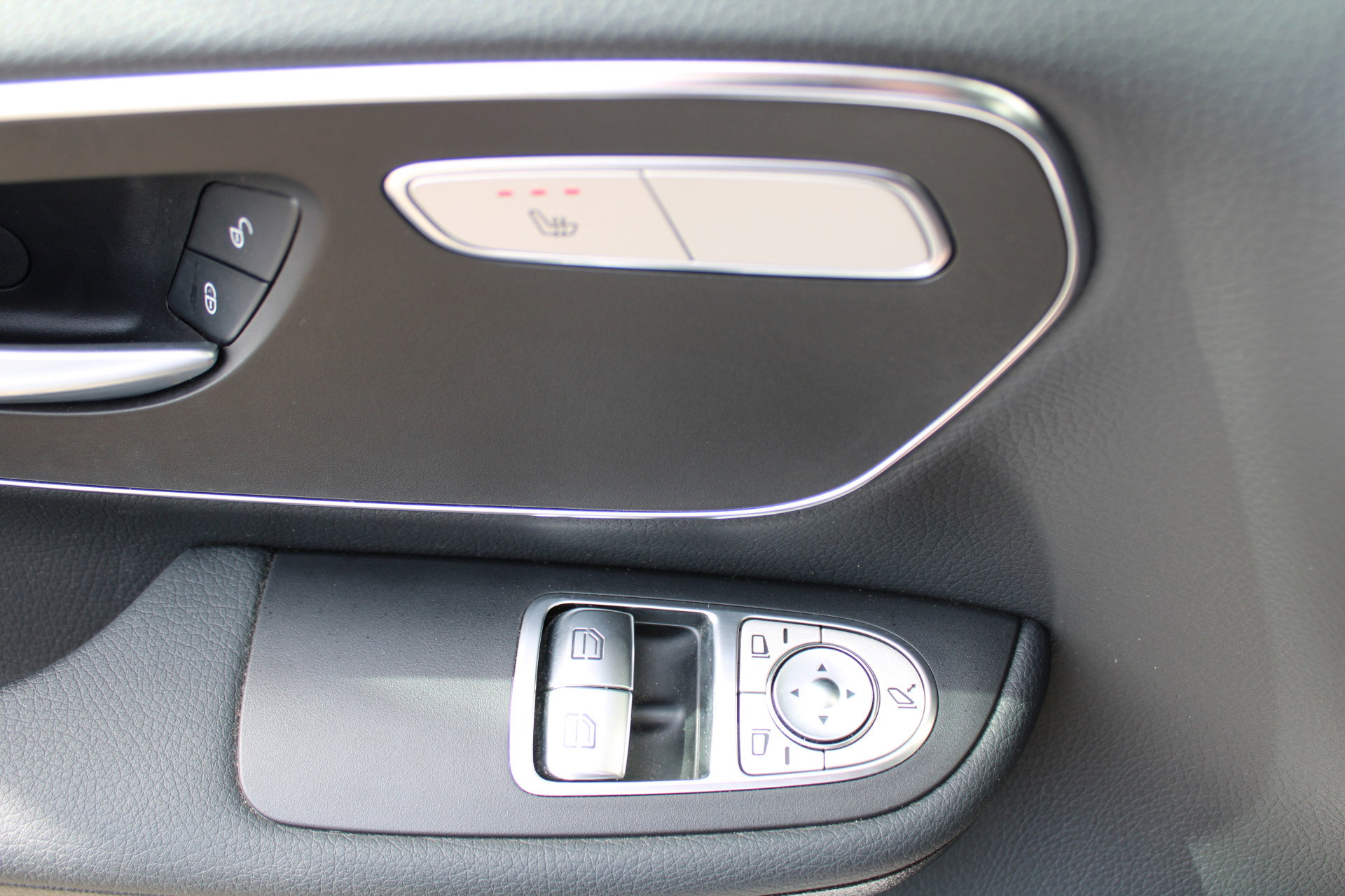 Auto afbeelding: 16