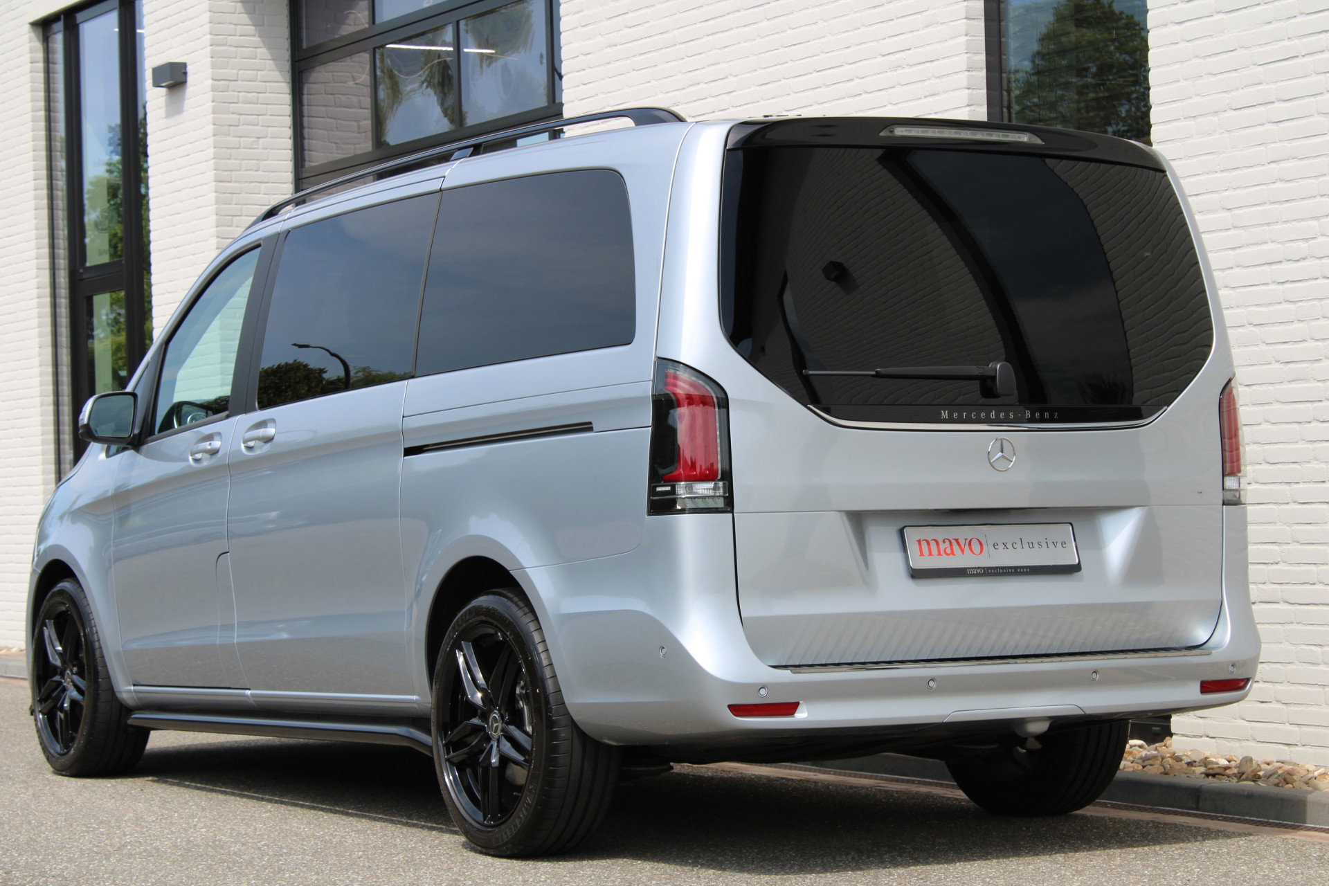Auto afbeelding: 24