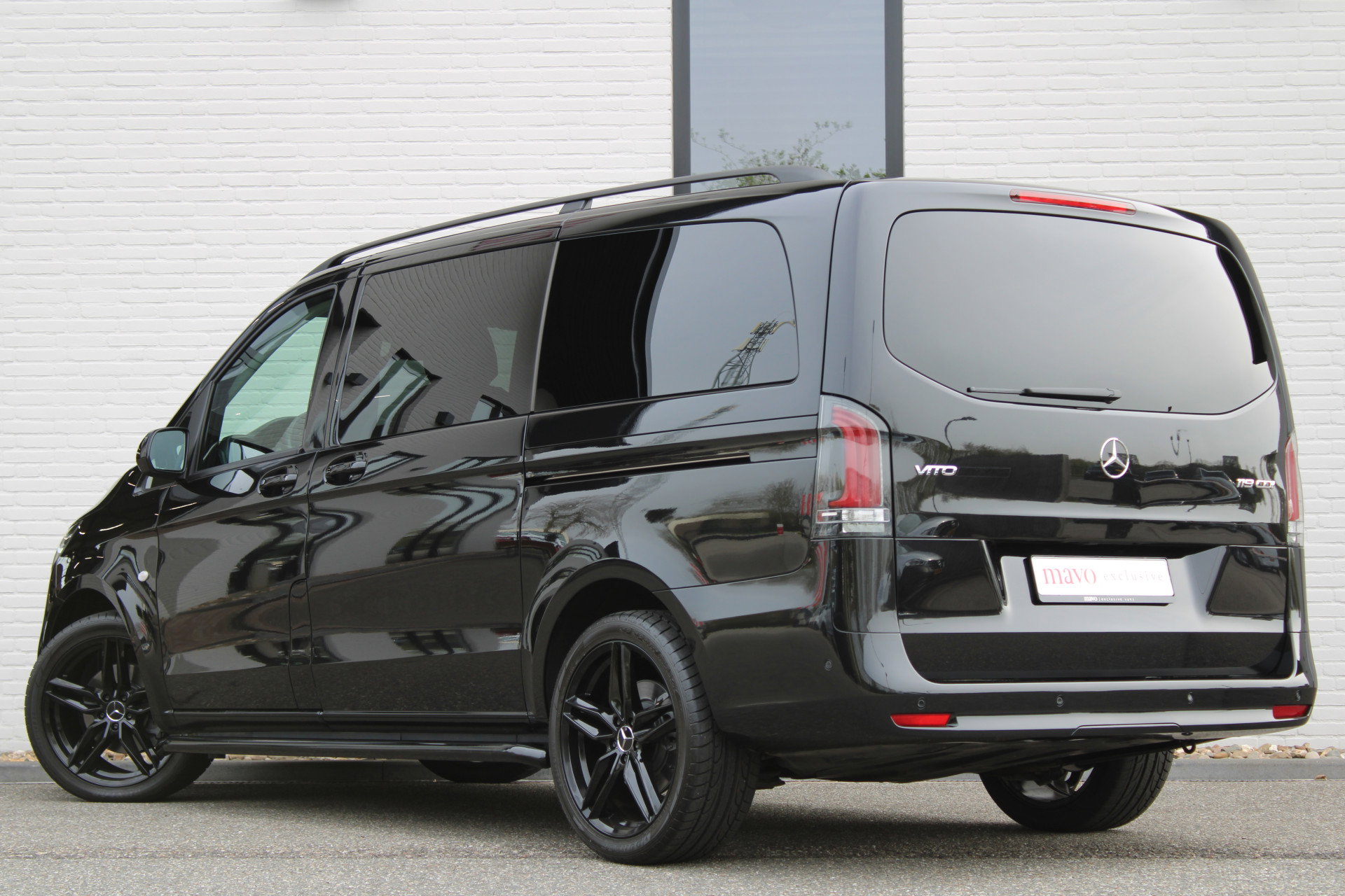 Auto afbeelding: 24