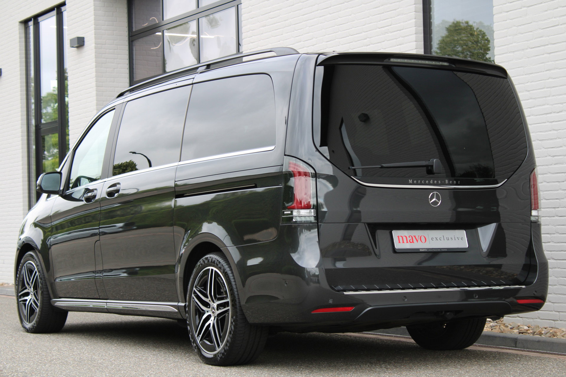 Auto afbeelding: 24