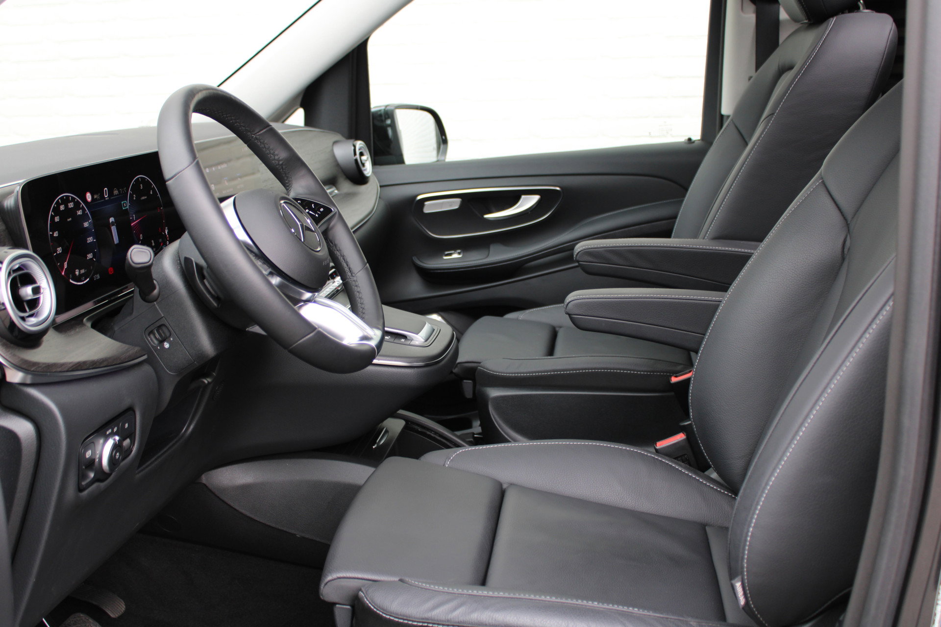 Auto afbeelding: 4