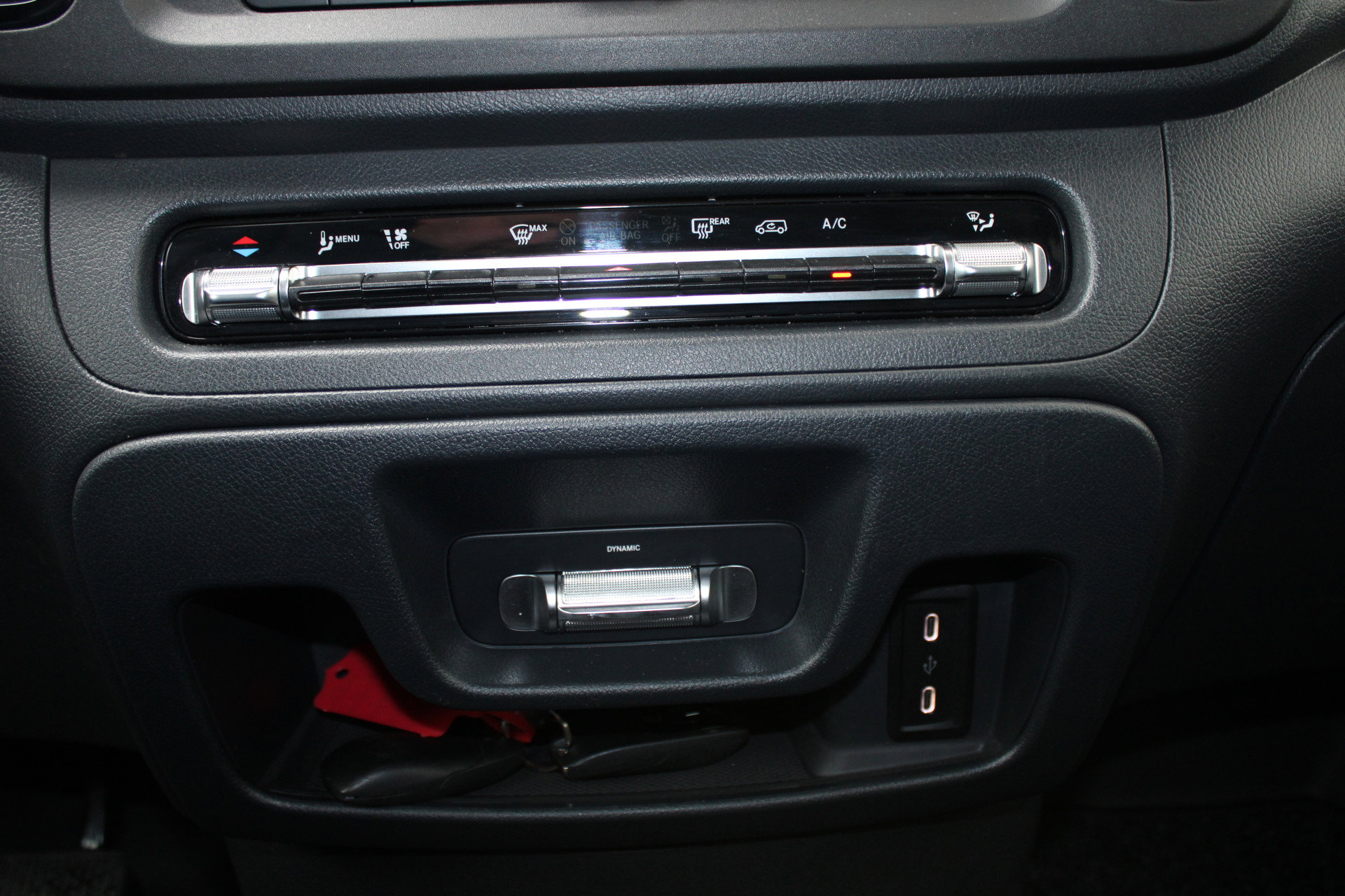 Auto afbeelding: 16