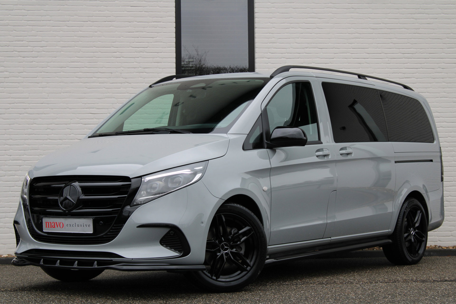 Auto afbeelding: 24