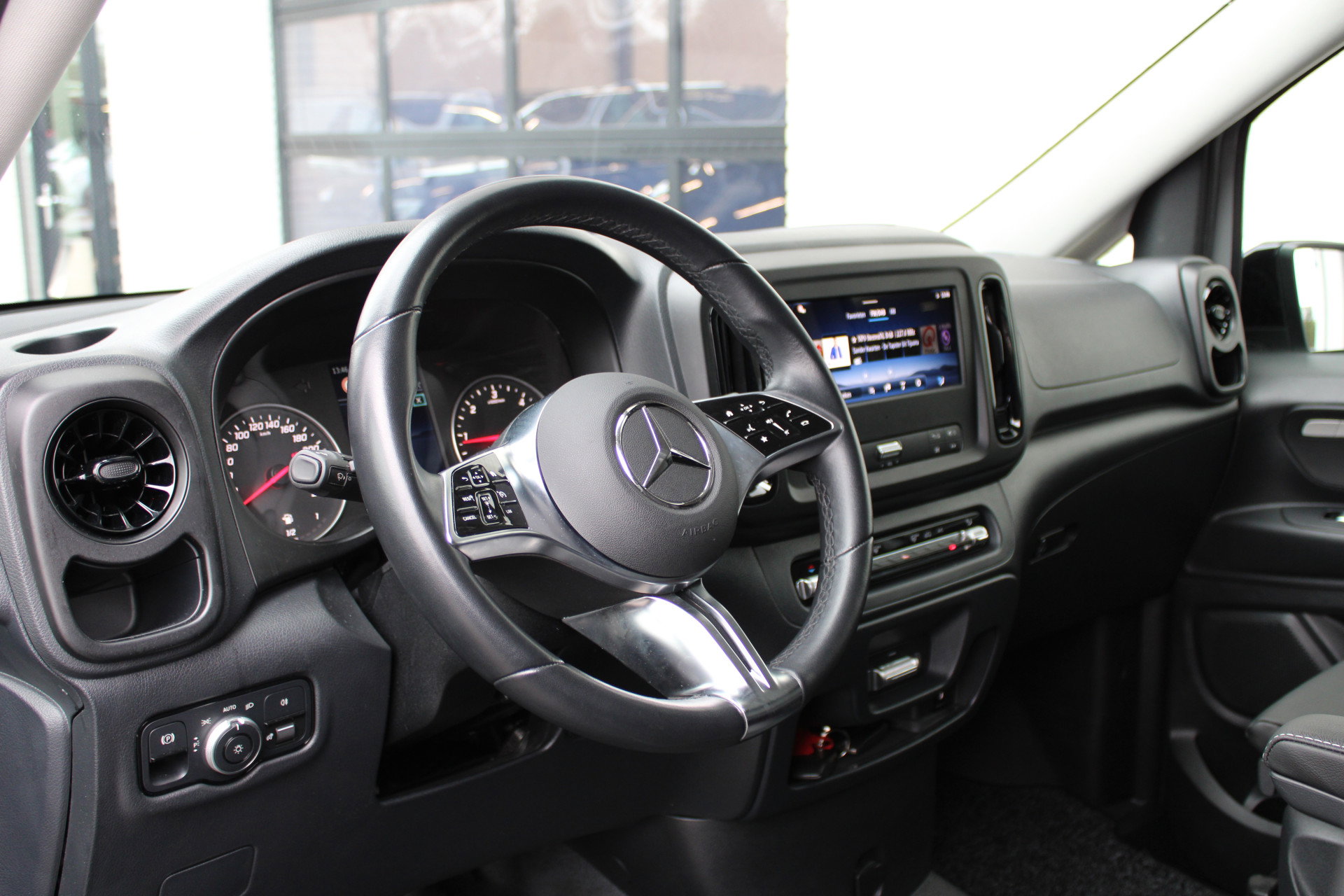 Auto afbeelding: 4