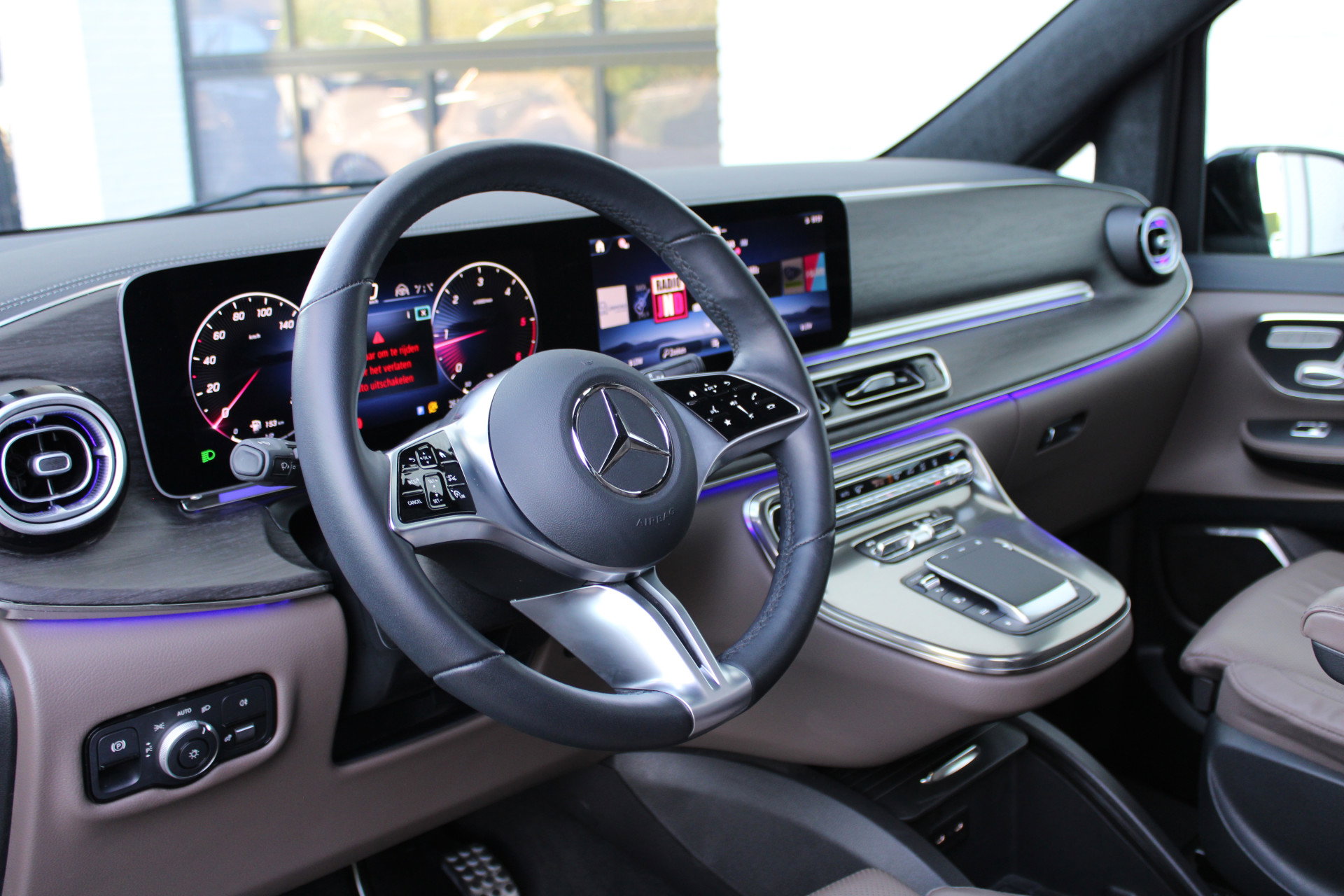 Auto afbeelding: 12