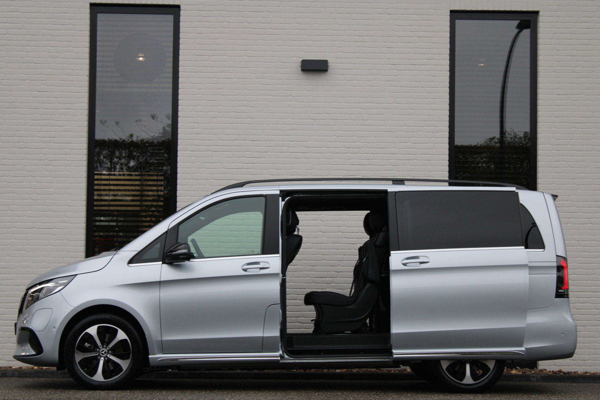 Auto afbeelding: 10