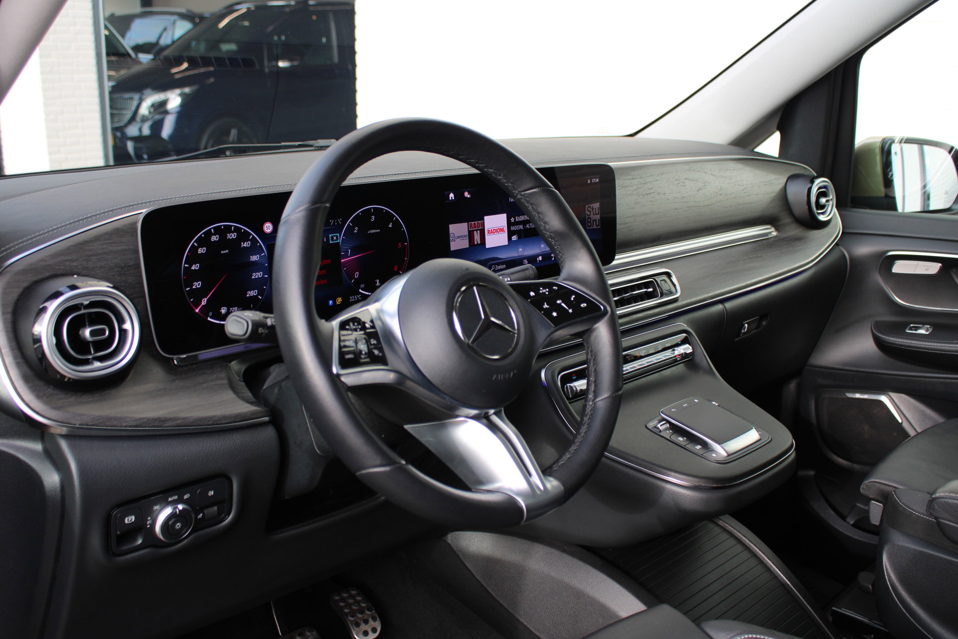 Auto afbeelding: 12