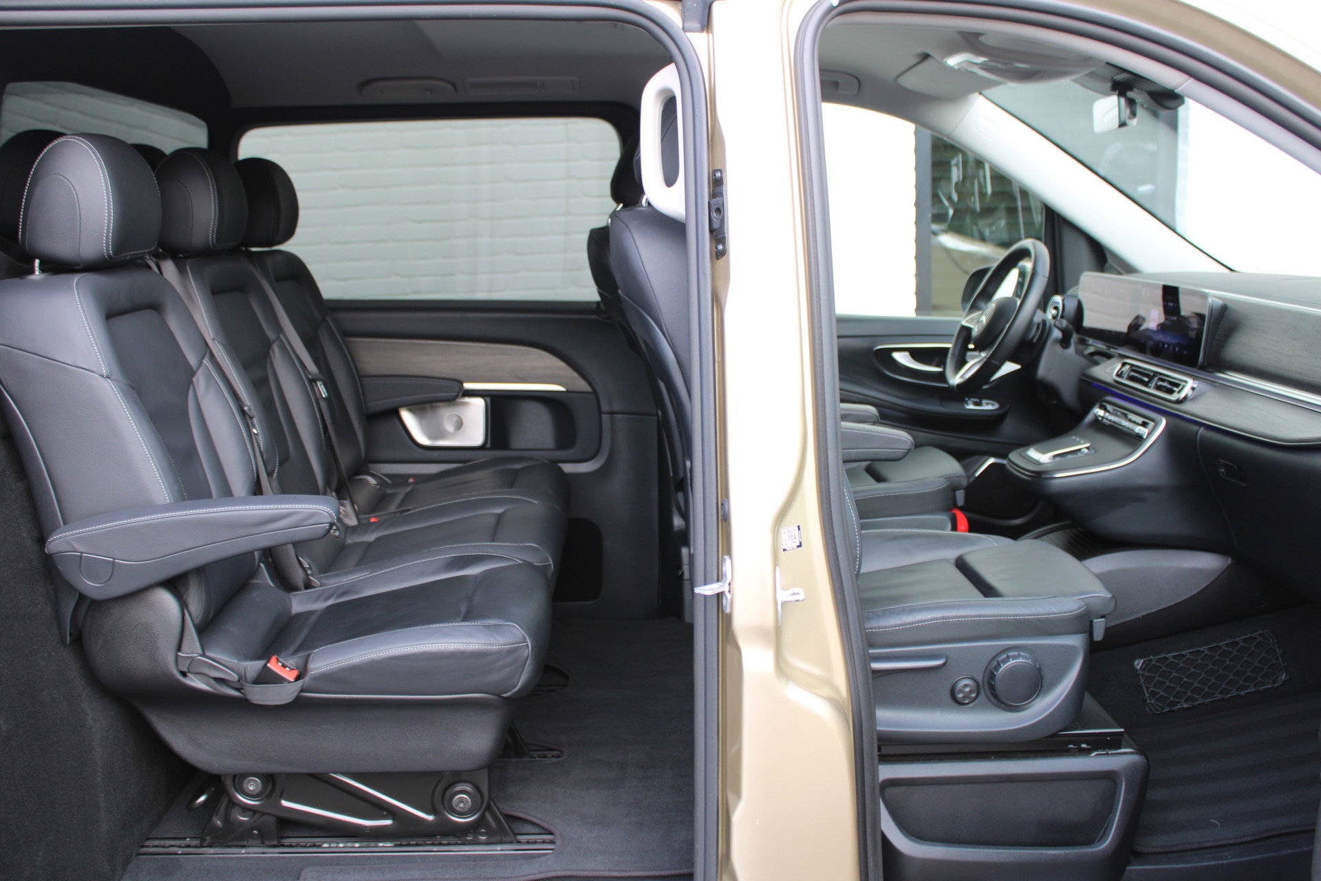 Auto afbeelding: 4