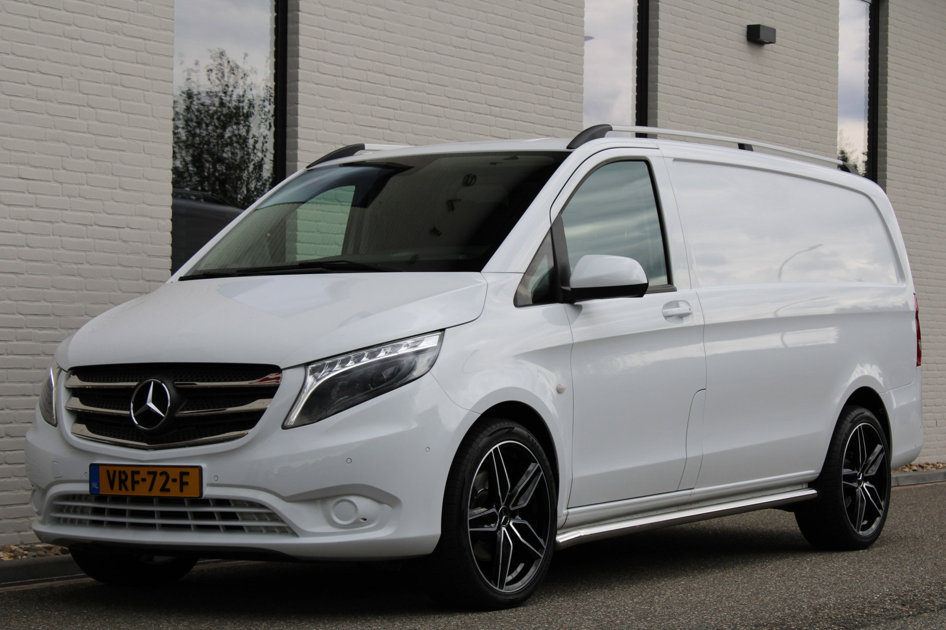 Auto afbeelding: 12