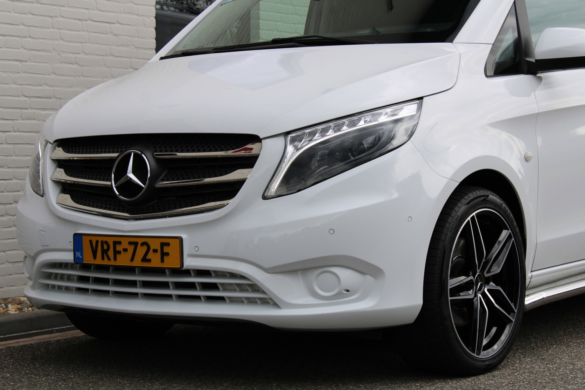 Auto afbeelding: 16