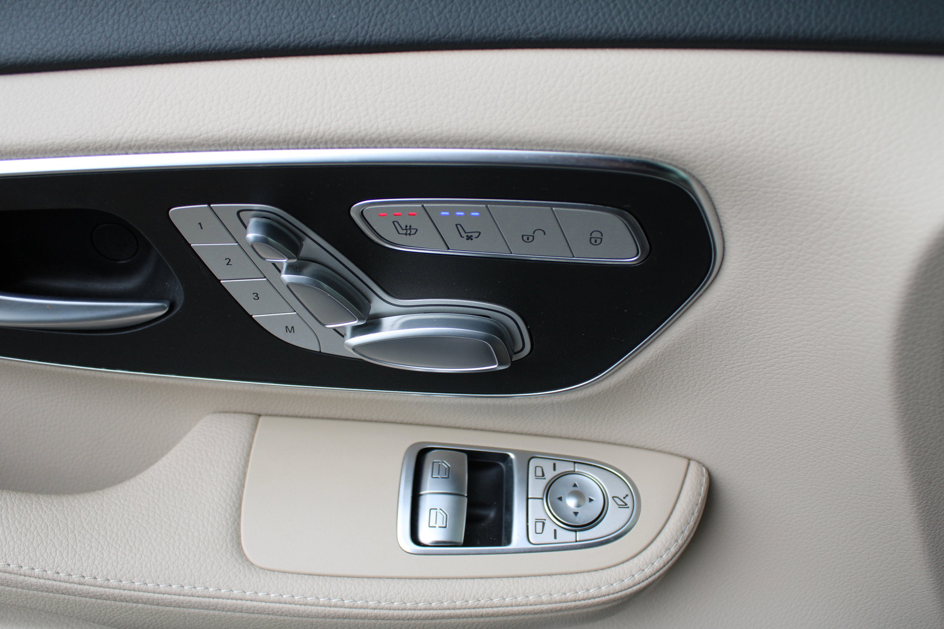 Auto afbeelding: 15
