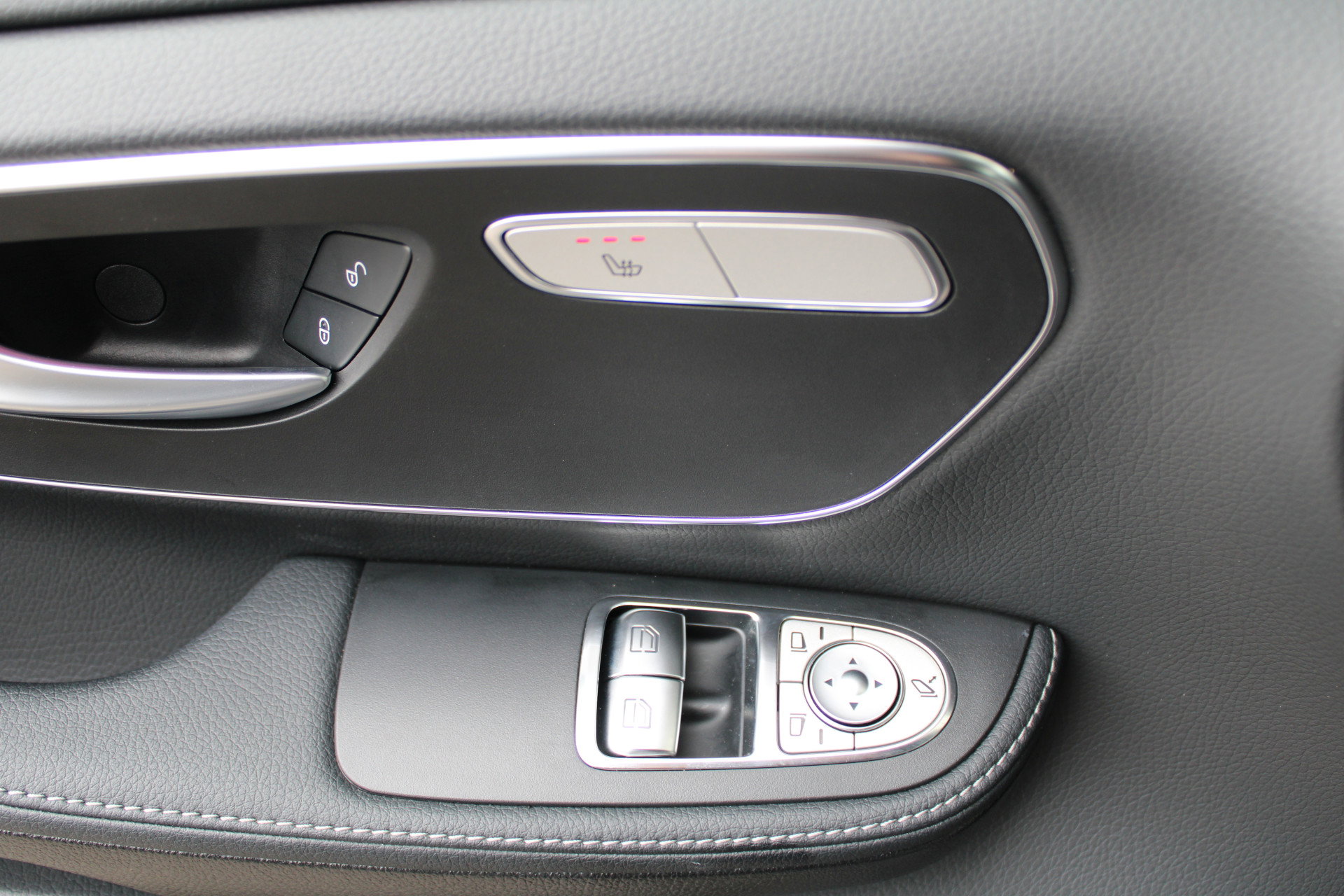 Auto afbeelding: 16