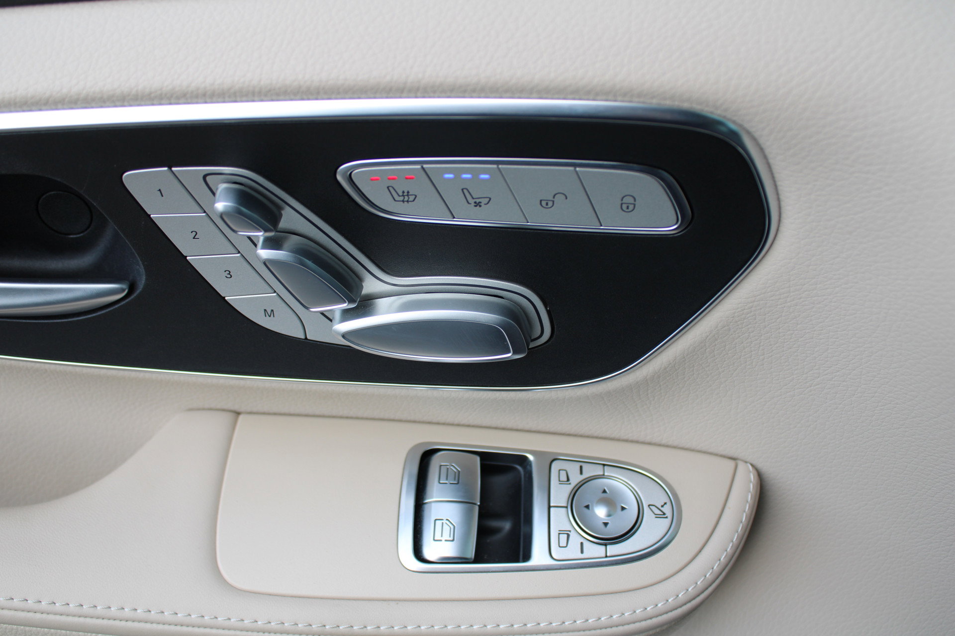 Auto afbeelding: 16