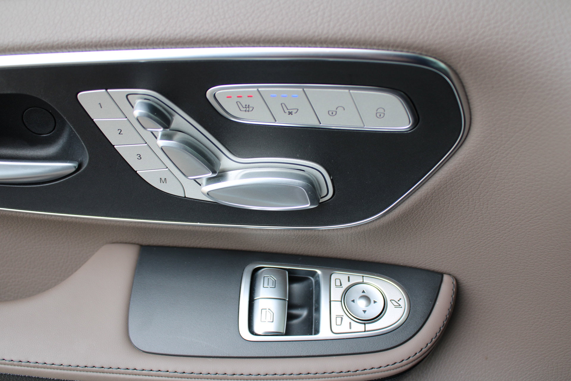 Auto afbeelding: 15
