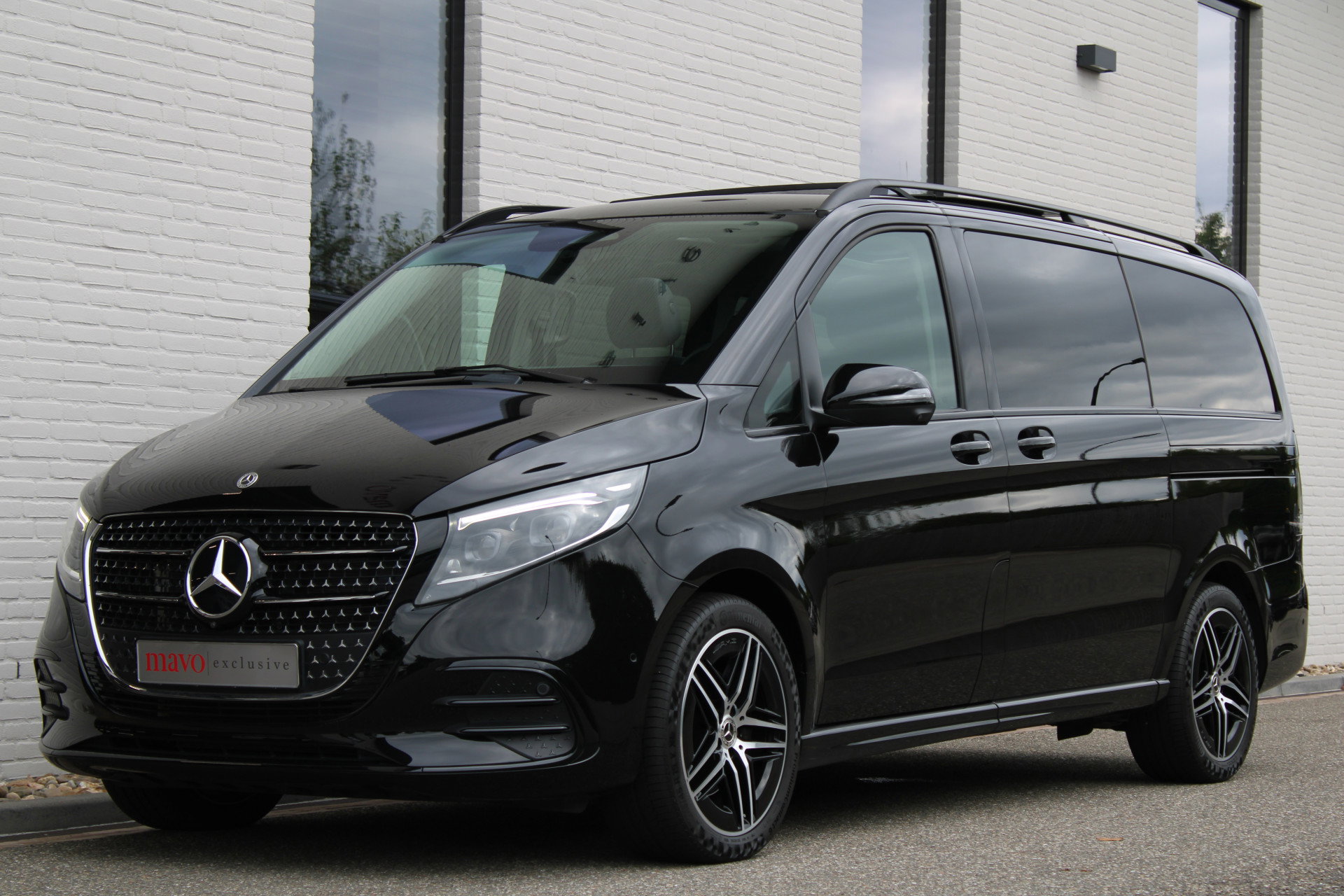 Auto afbeelding: 24