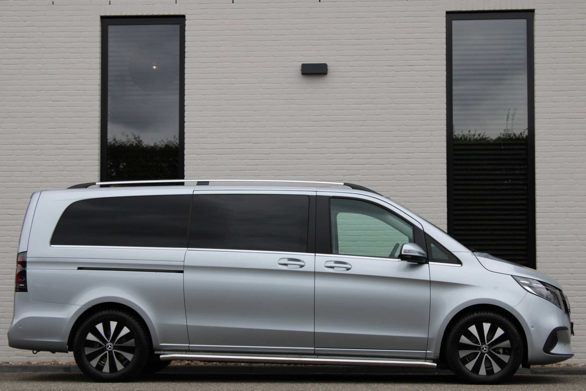 Auto afbeelding: 5