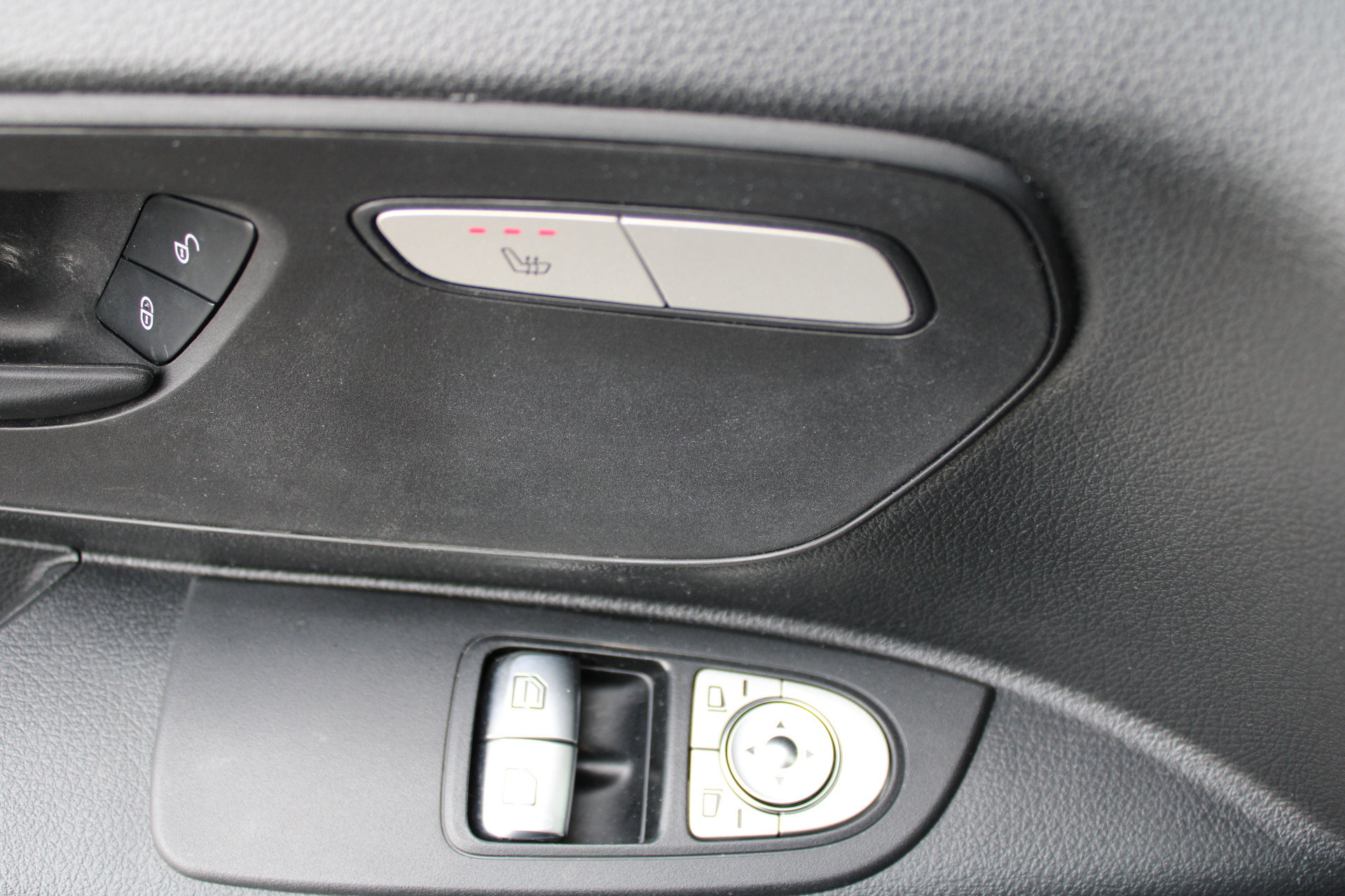 Auto afbeelding: 16
