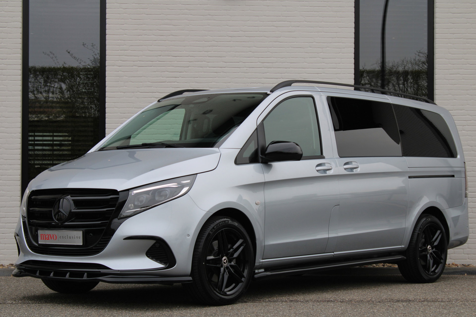 Auto afbeelding: 2