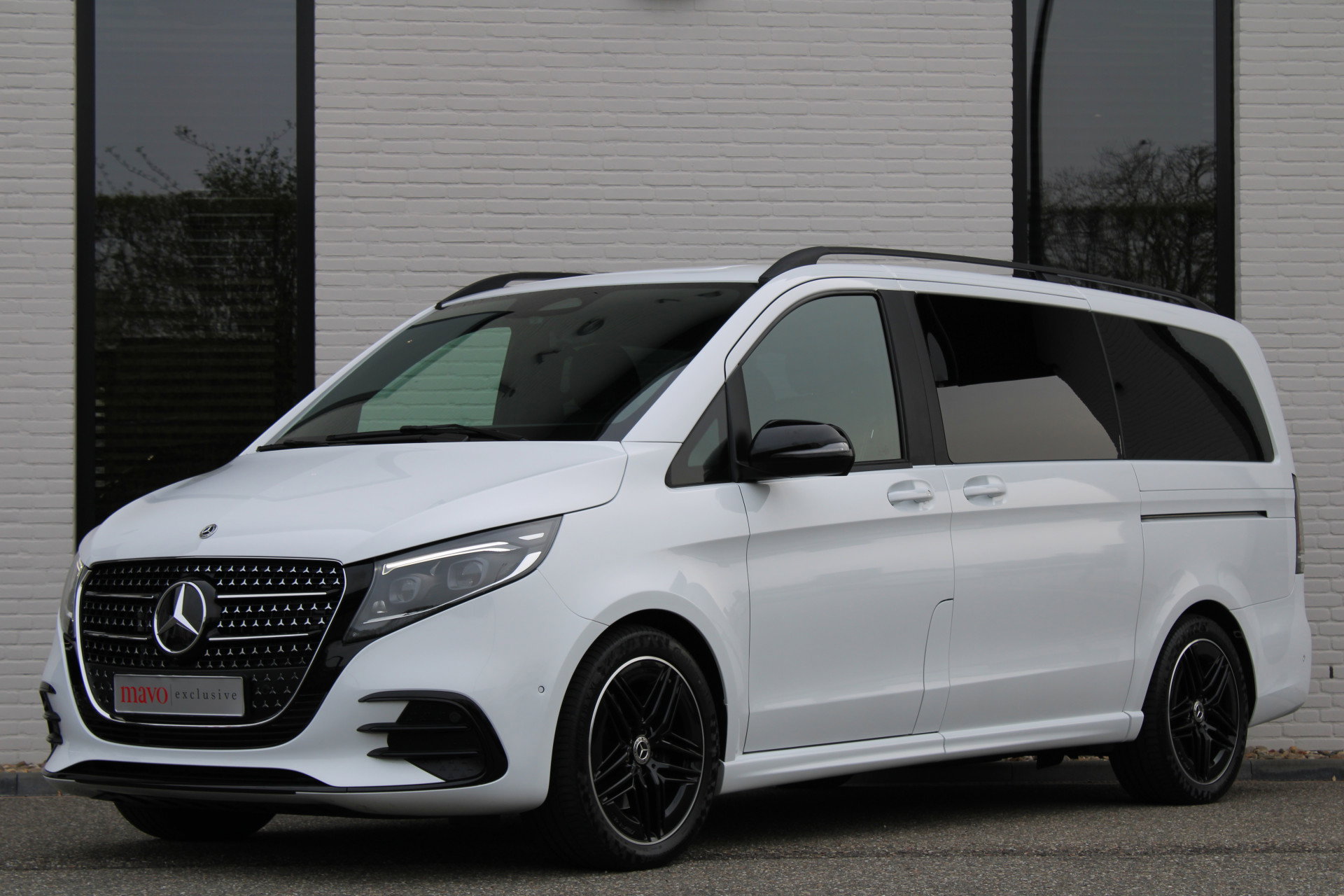 Auto afbeelding: 2