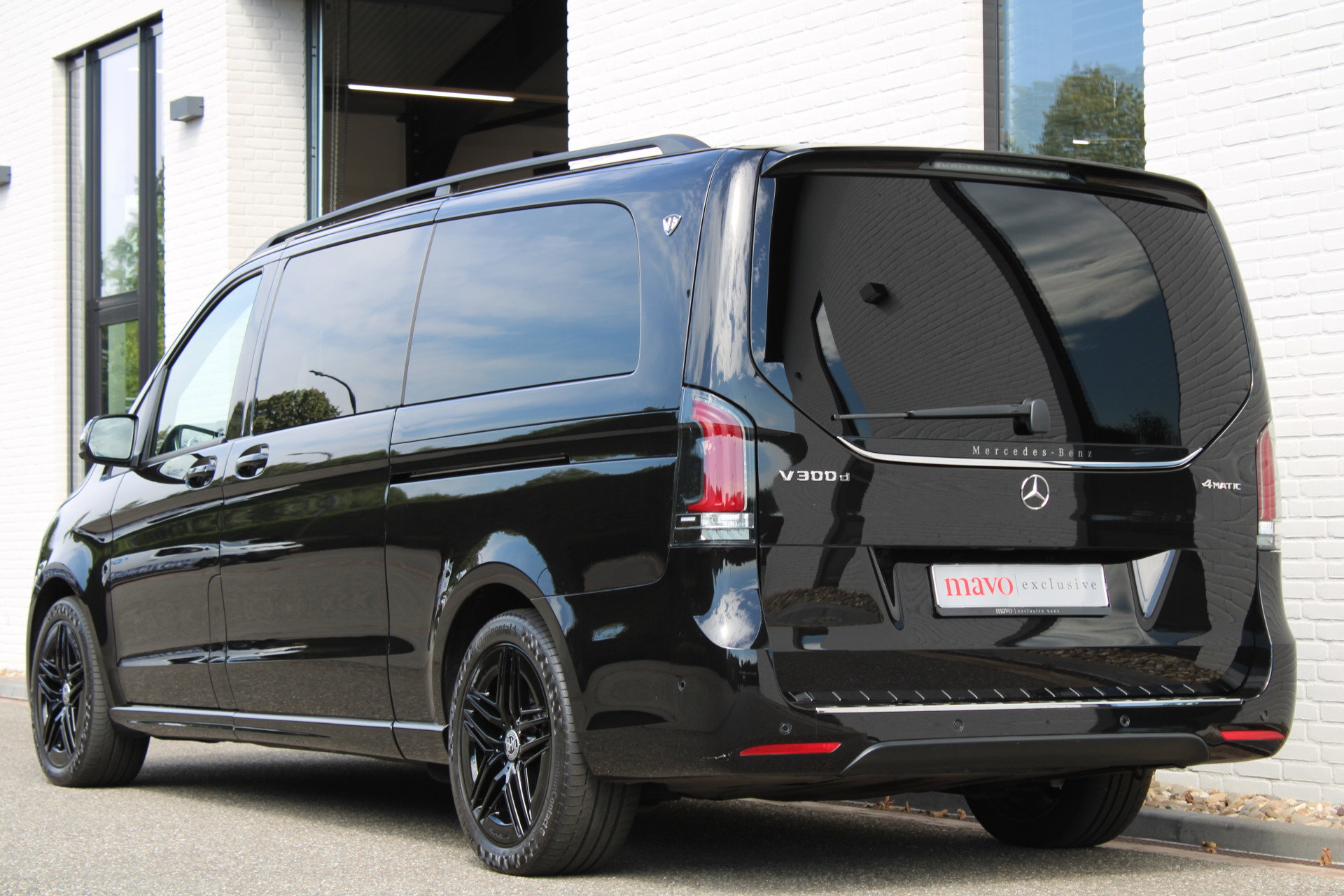 Auto afbeelding: 24
