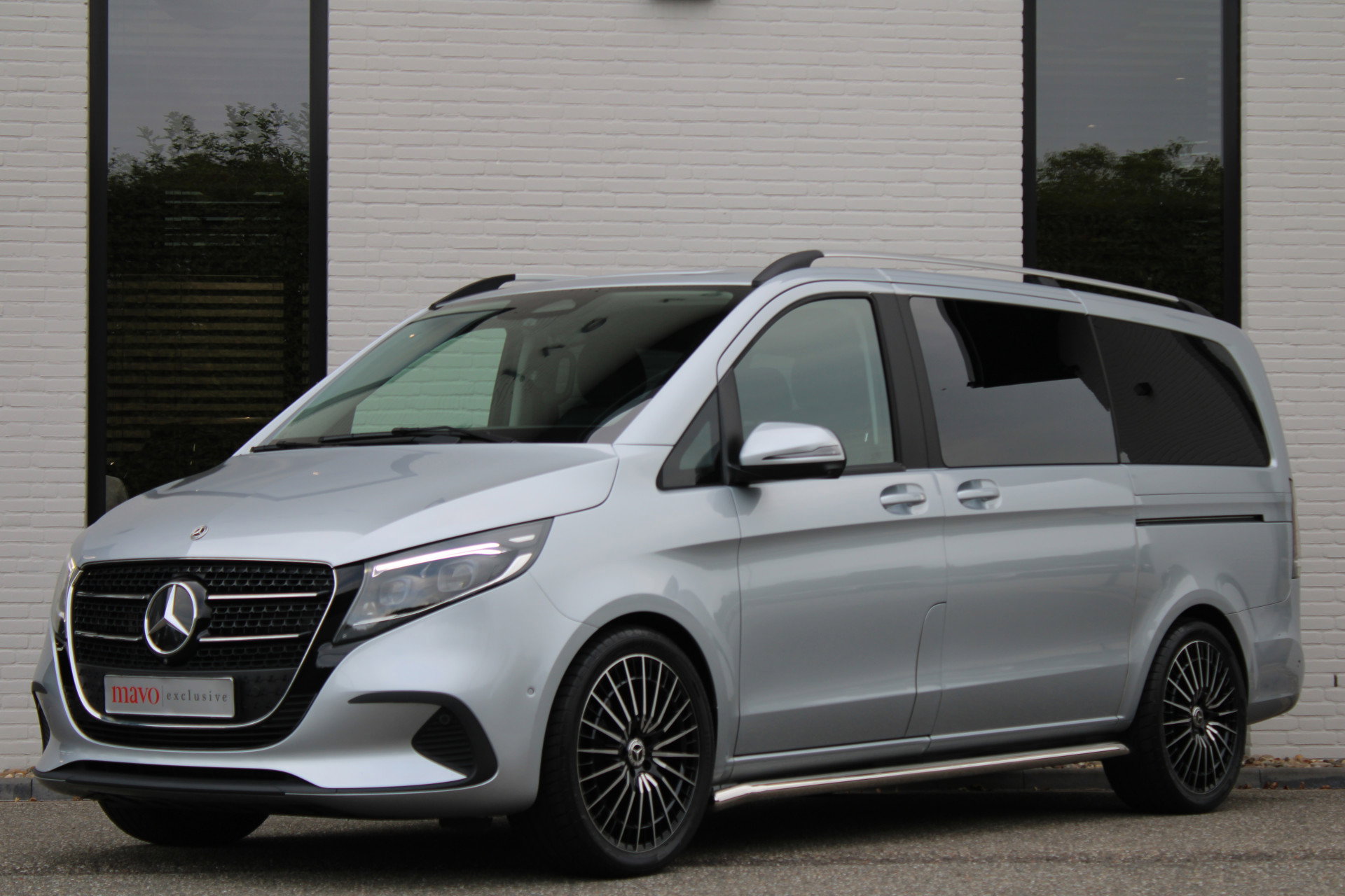 Auto afbeelding: 2