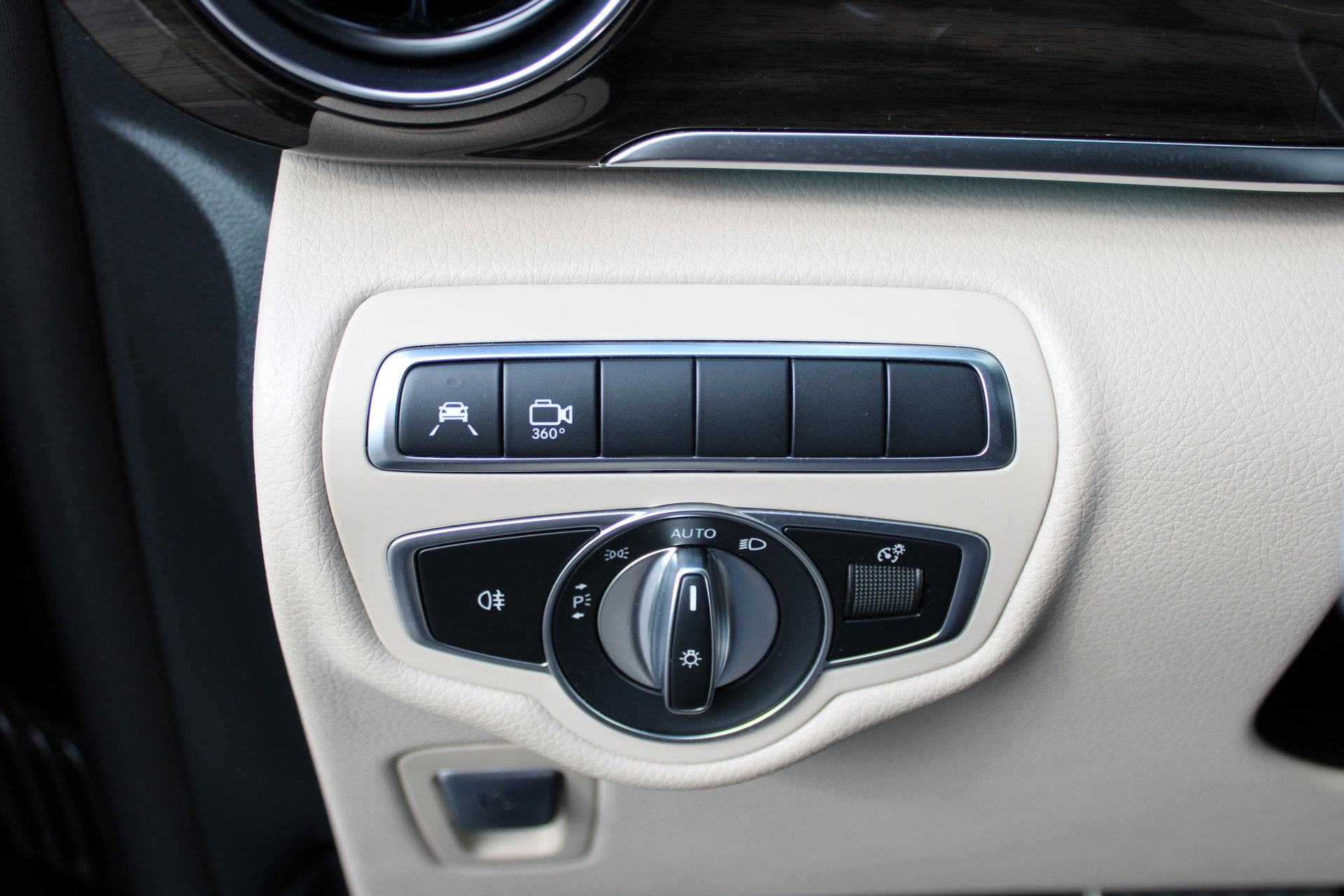 Auto afbeelding: 16