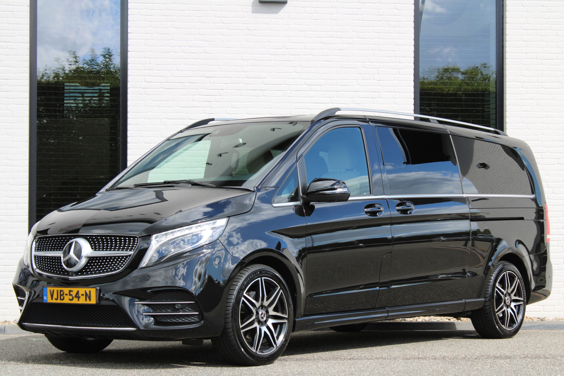 Auto afbeelding: 2