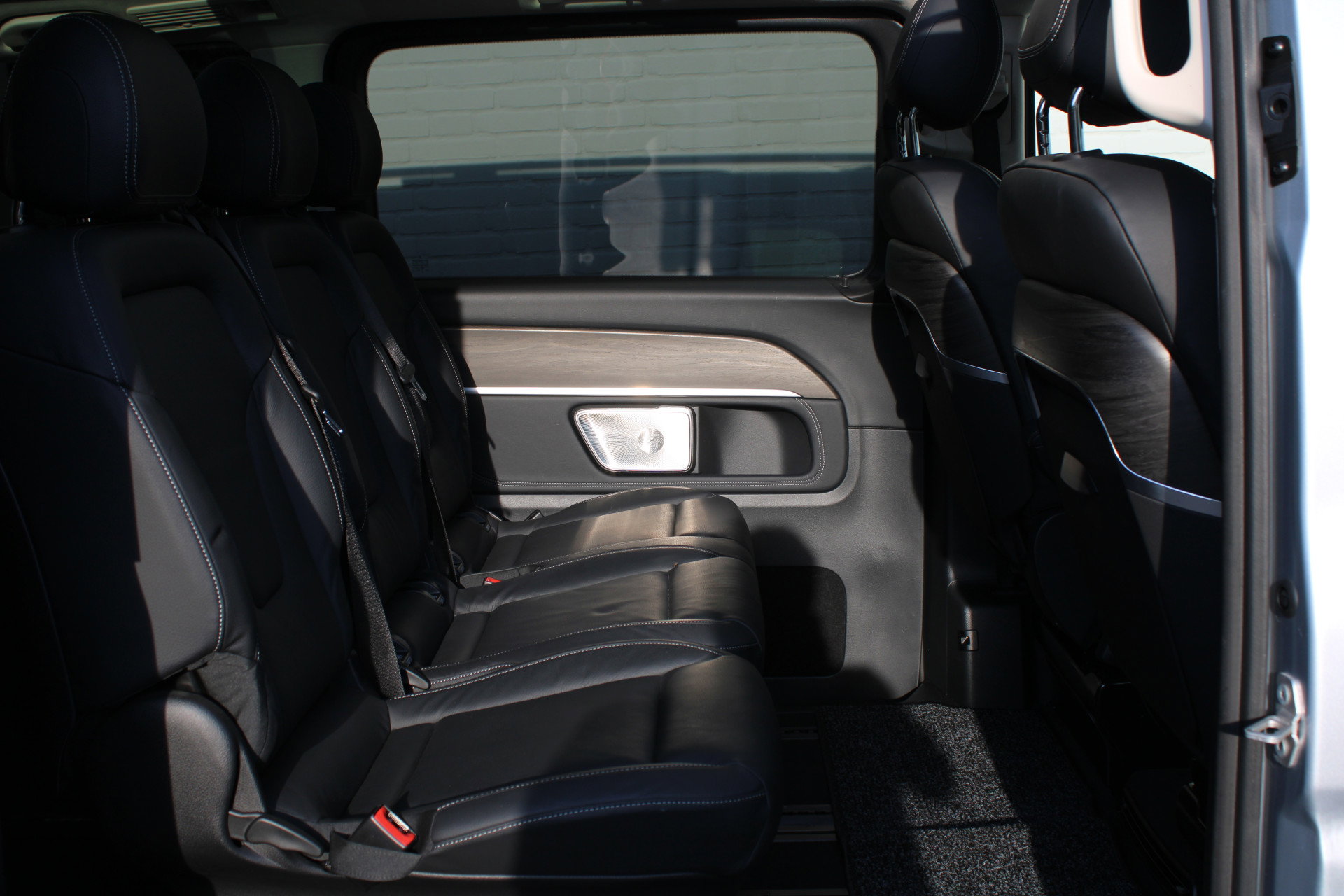 Auto afbeelding: 16