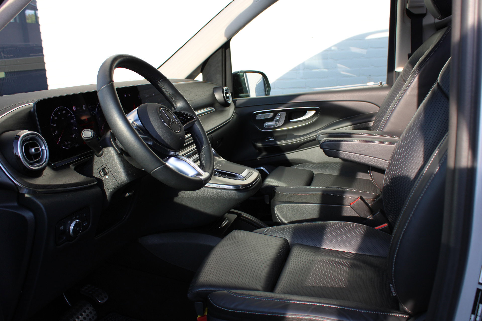 Auto afbeelding: 4