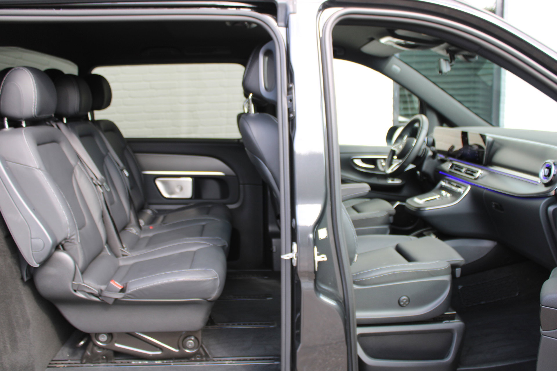 Auto afbeelding: 4