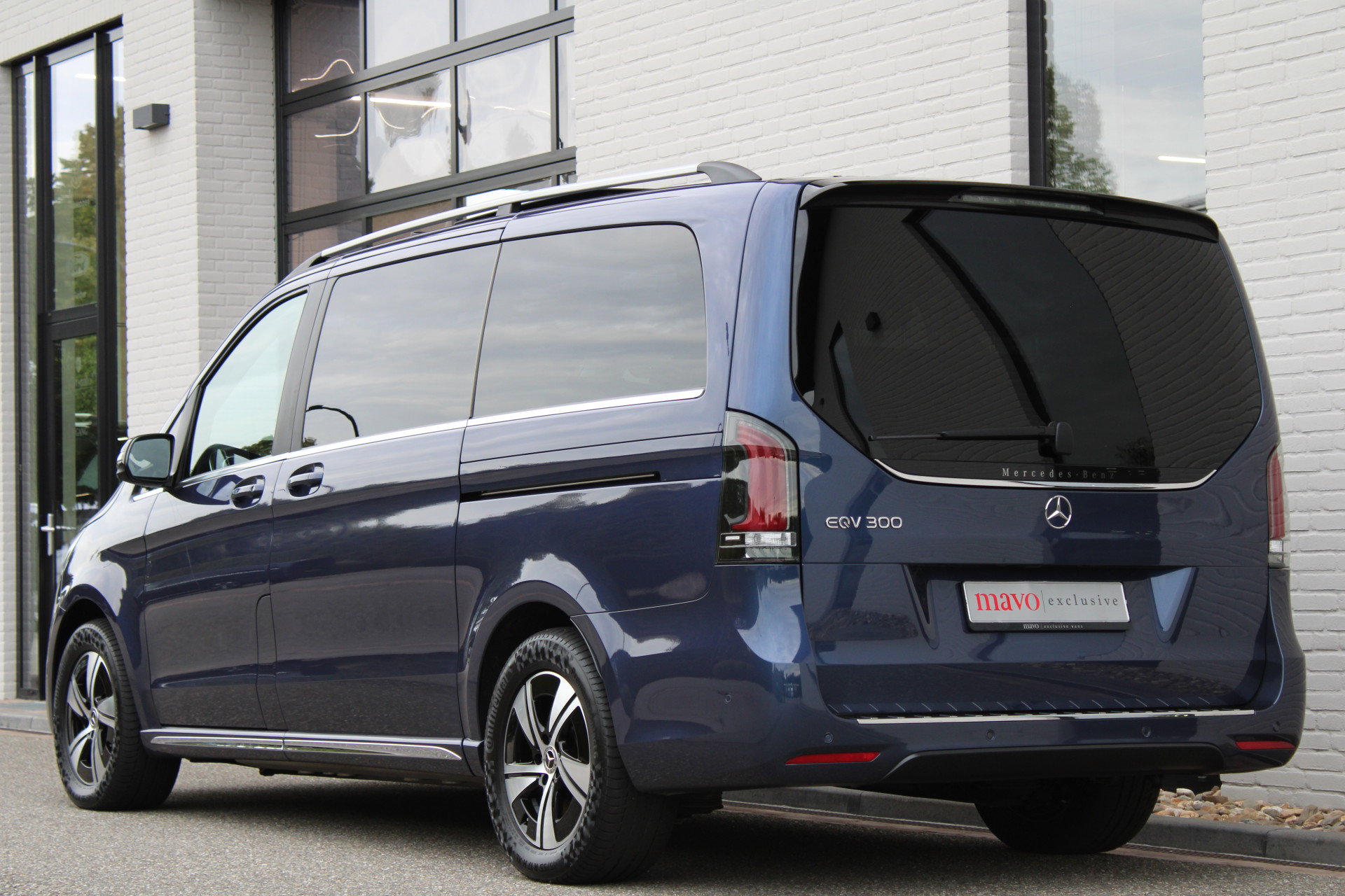 Auto afbeelding: 24