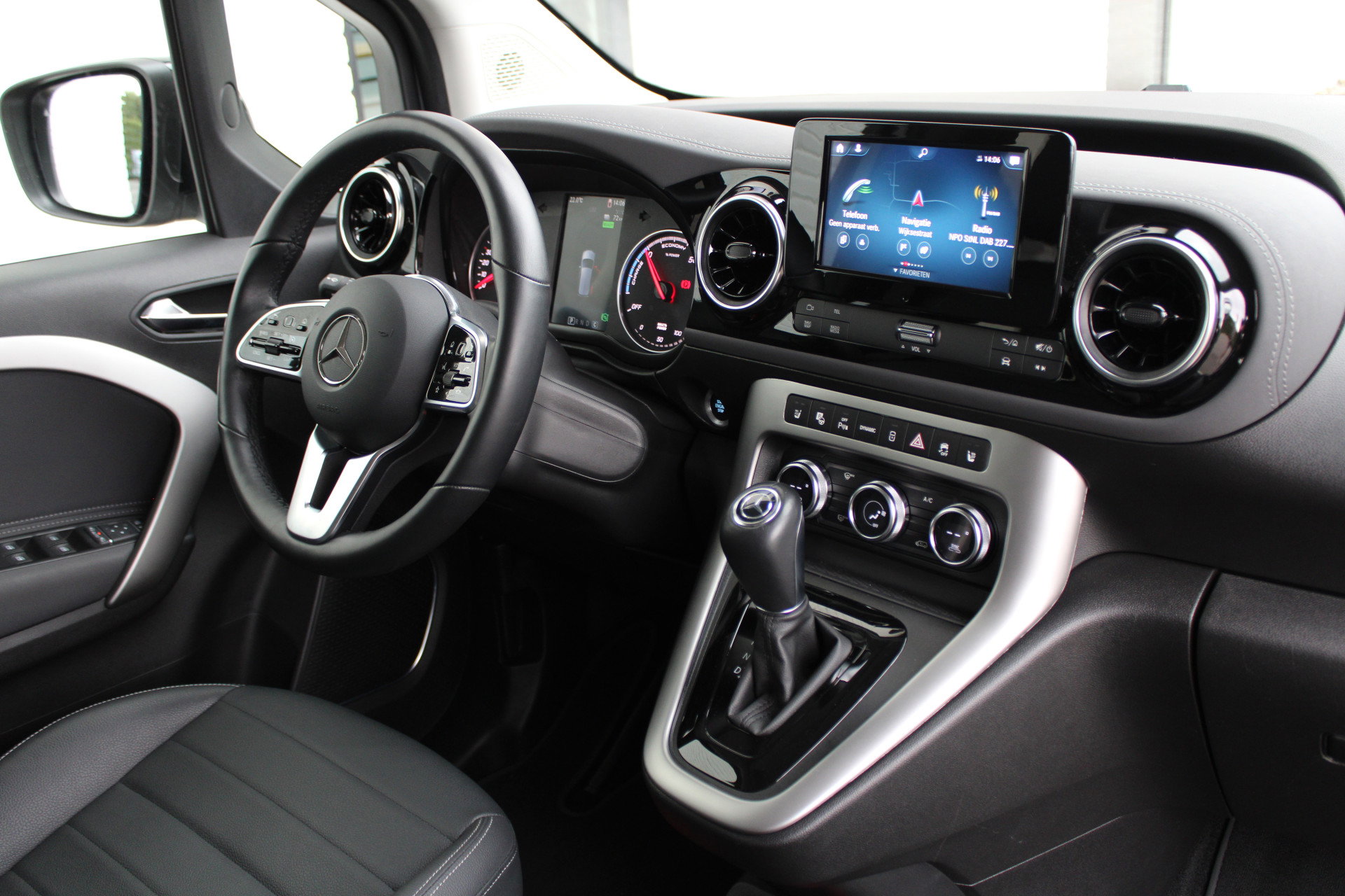 Auto afbeelding: 16