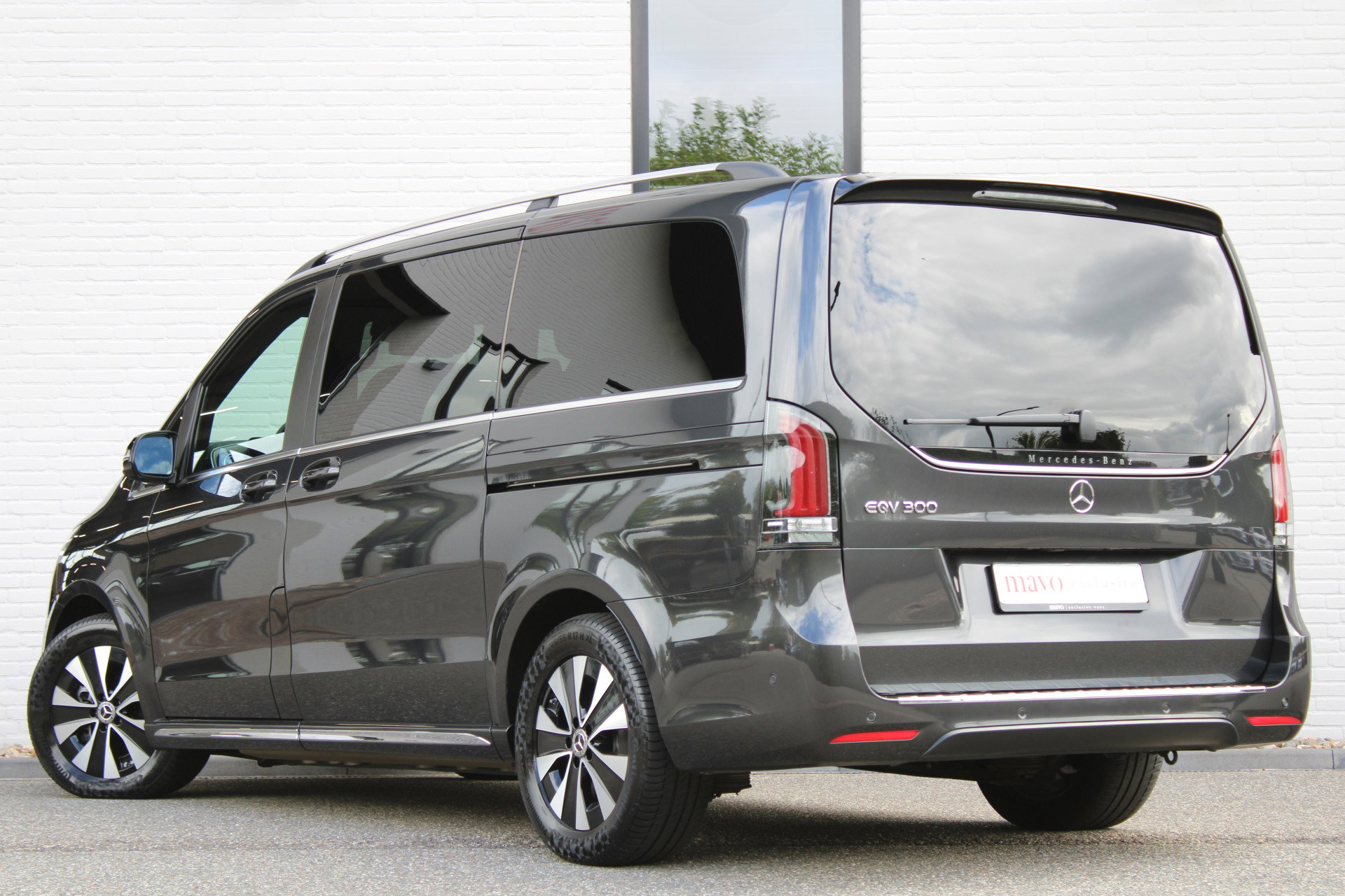 Auto afbeelding: 24
