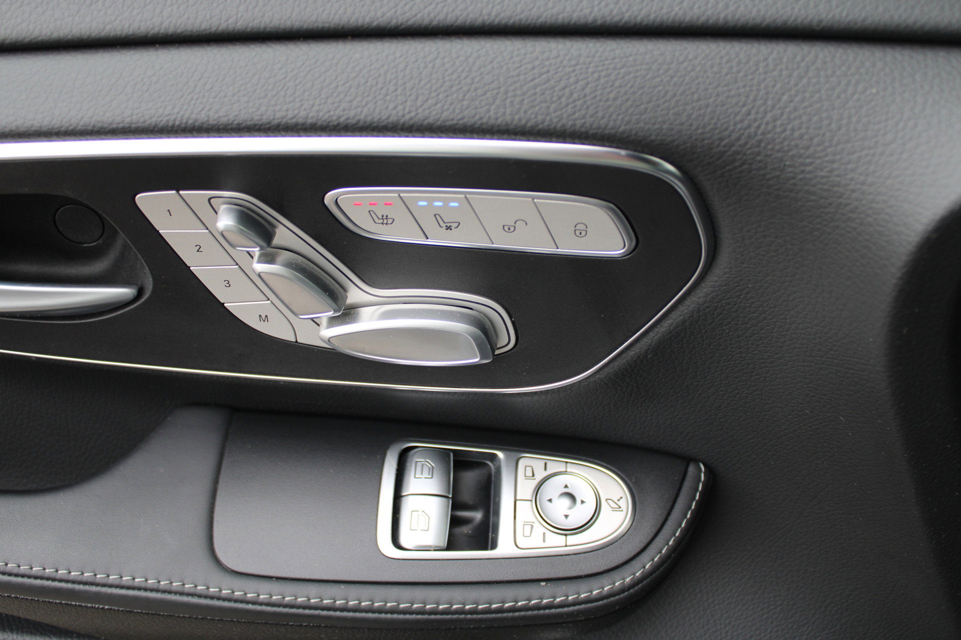 Auto afbeelding: 12